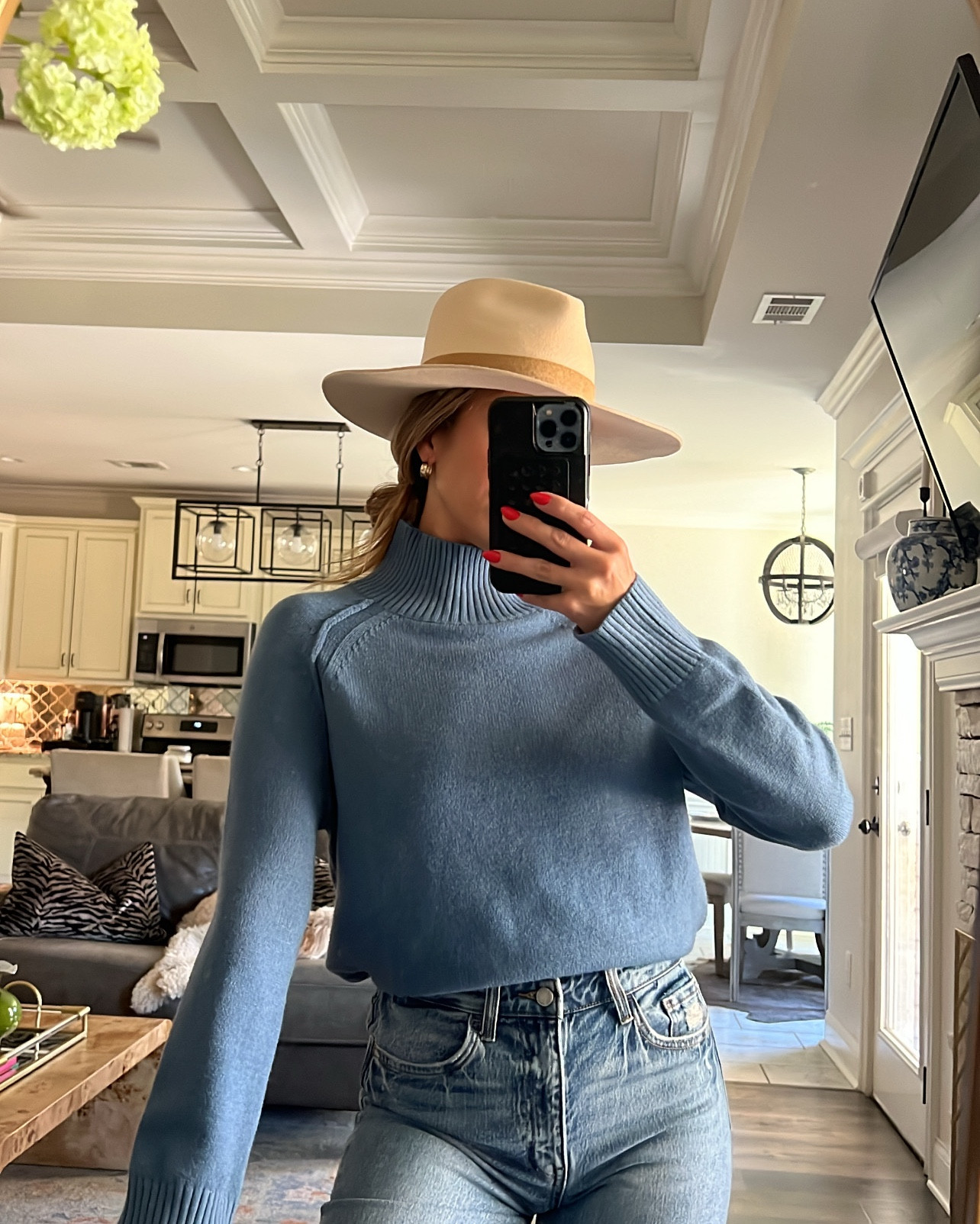 OBSESSED w this color. Wearing size Medium in the sweater  

#LTKSeasonal #LTKSaleAlert #LTKFindsUnder50