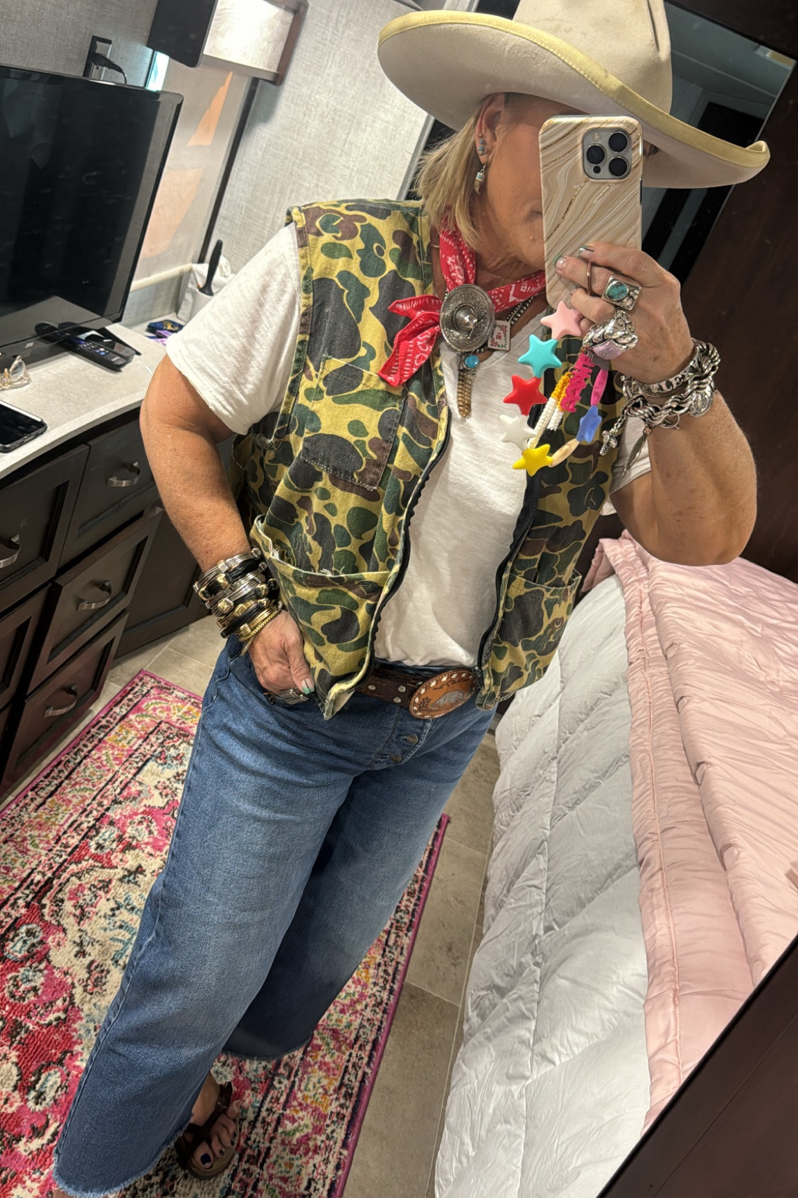 Again, my favorite jeans in my favorite style (the Meg) 