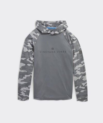 Tonal Camo Long-Sleeve Harbor Performance Hoodie Tee | vineyard vines