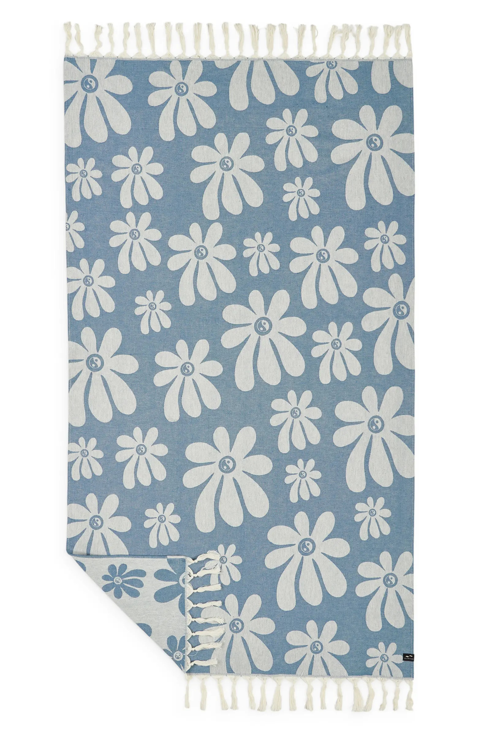 Iggy Yin & Yang Flower Cotton Beach Towel | Nordstrom