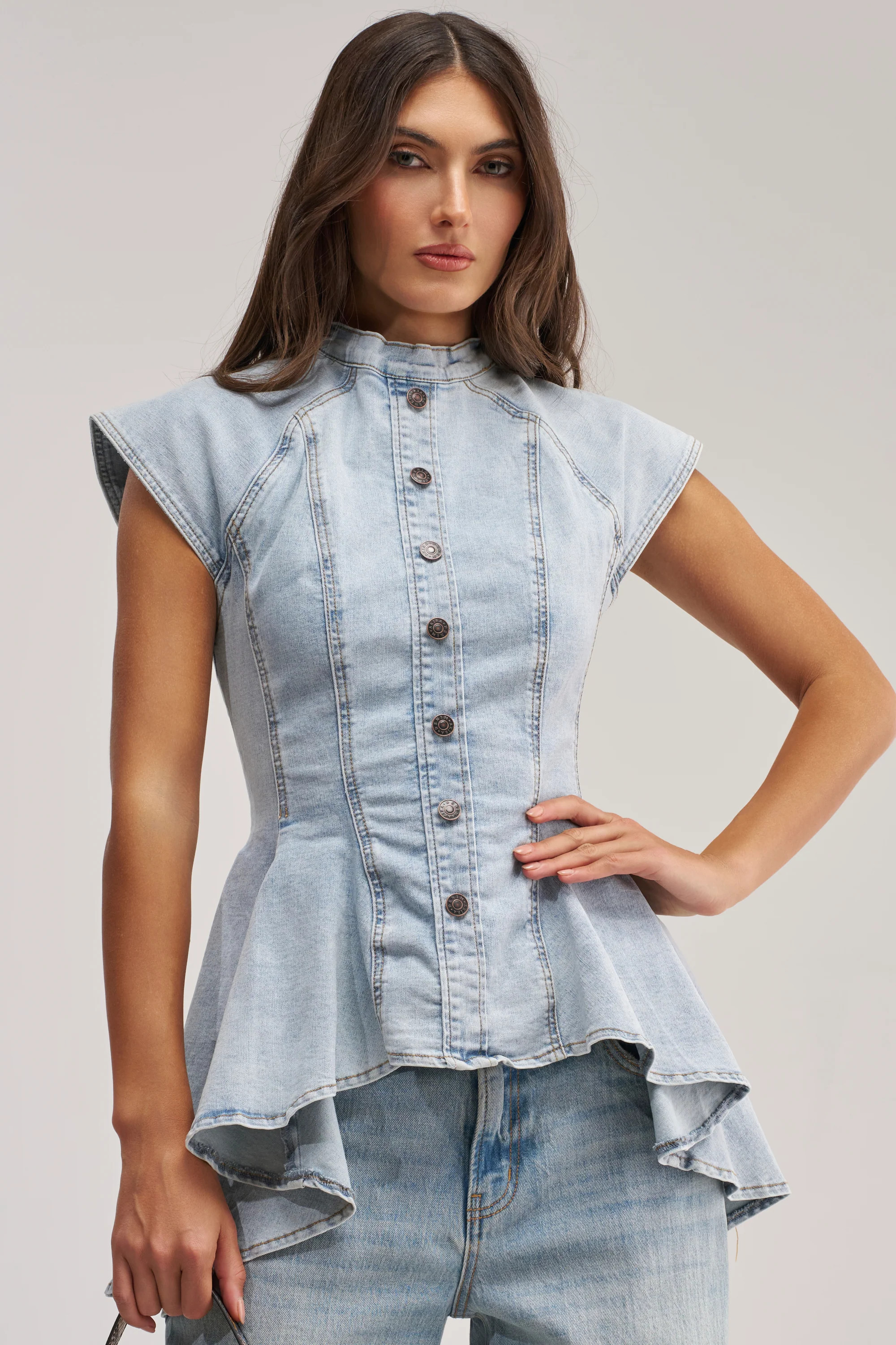 AKIRA Lucy Denim Blouse | Light Blue | Size Large | AKIRA