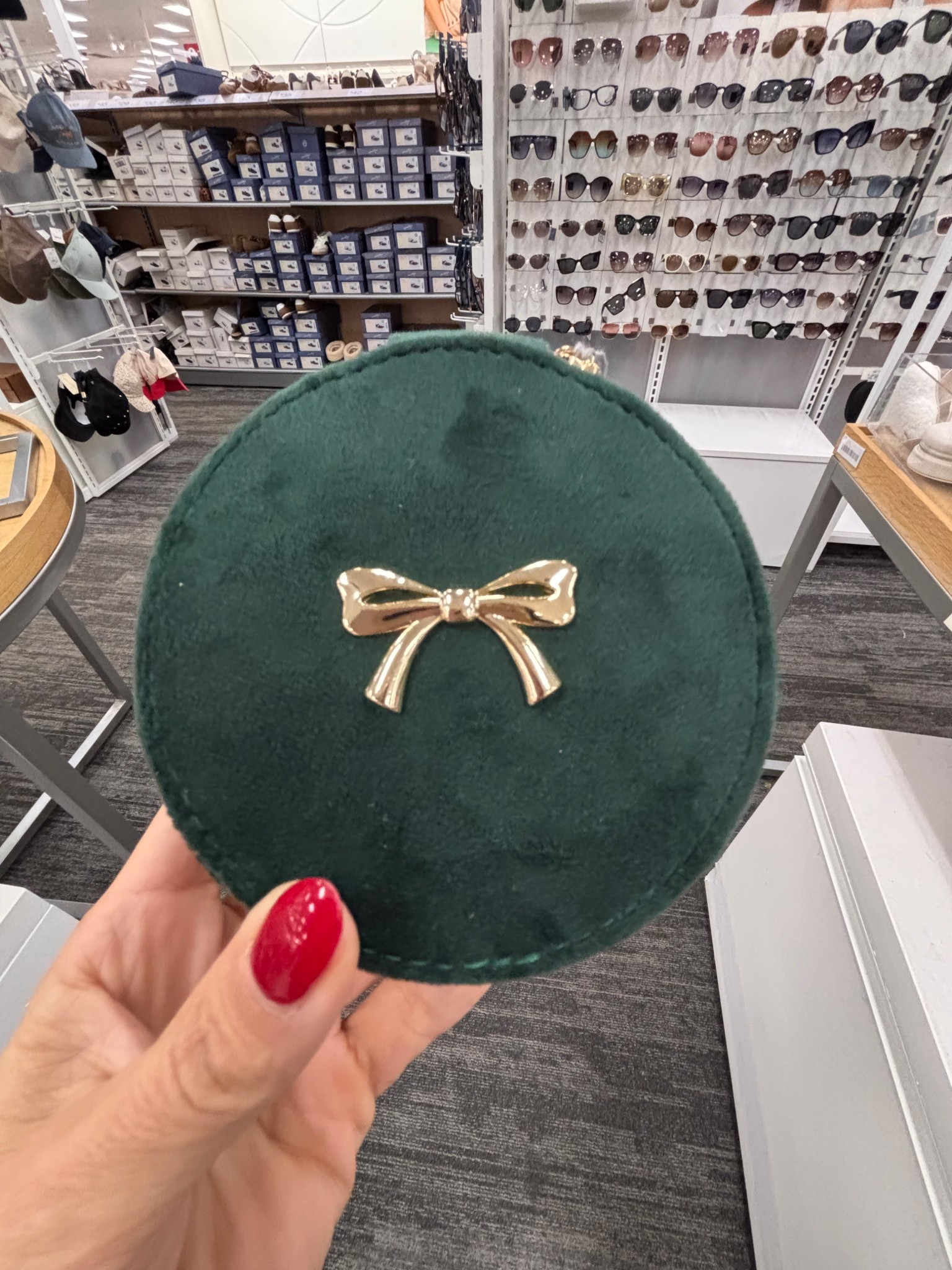 Round travel jewelry organizer 
On sale
Other options 

#LTKGiftGuide #LTKHoliday #LTKSaleAlert