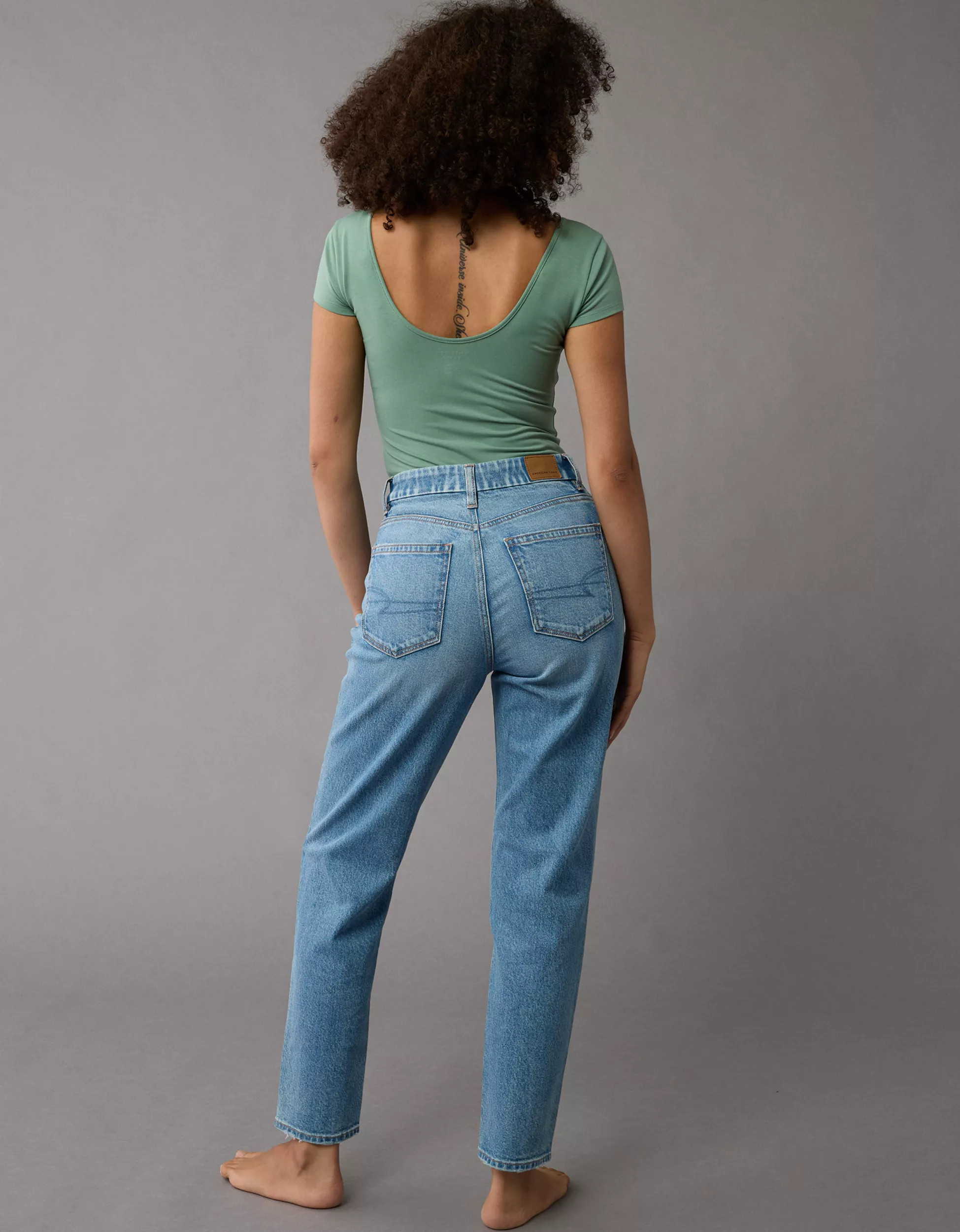 AE Strigid Curvy Mom Jean | American Eagle Outfitters (US & CA)