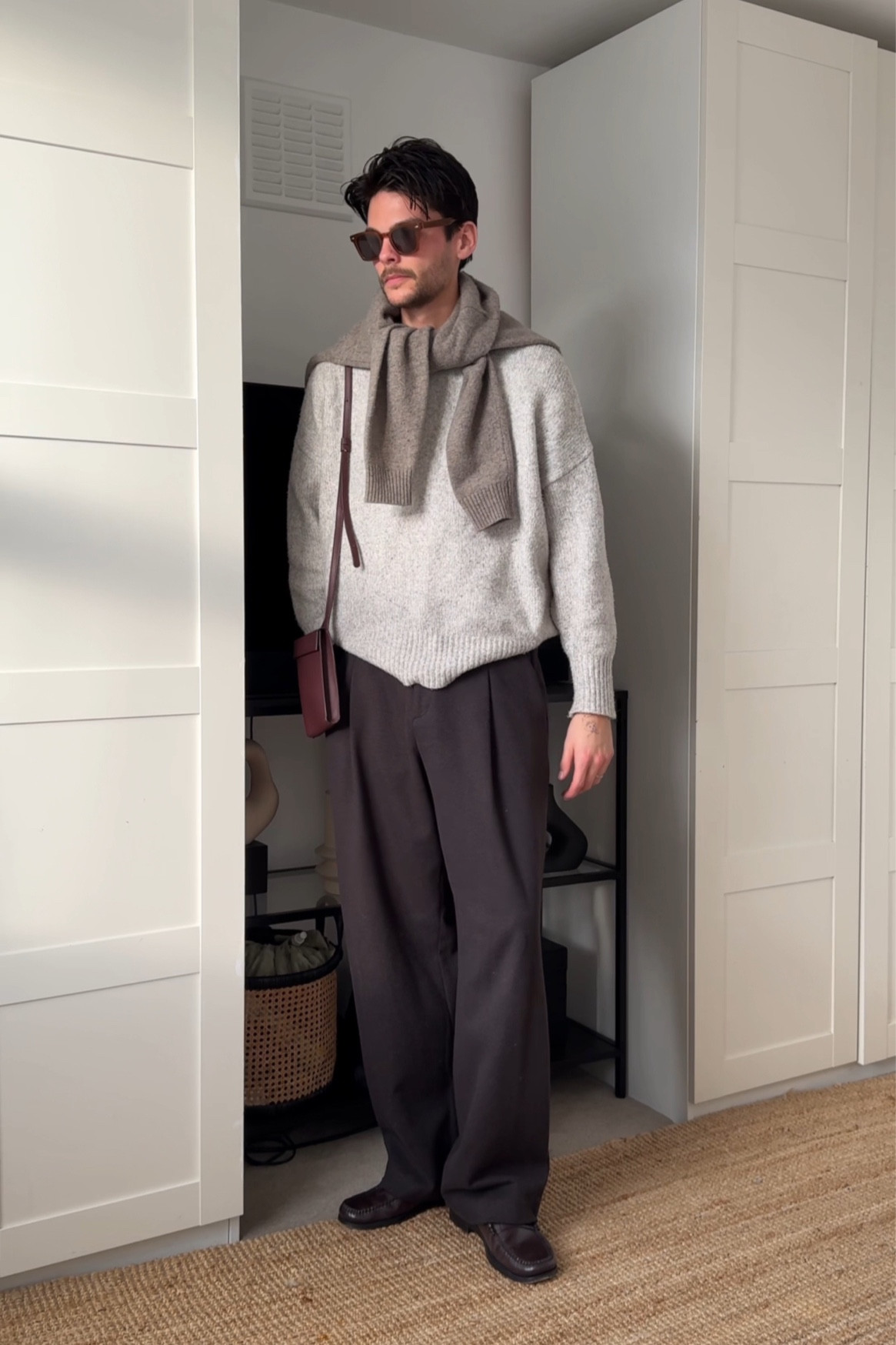 uniqlo wide leg pleated trousers - women’s
oversized knitwear
neutral tones
burgundy loafers

#LTKmens #LTKstyletip #LTKSpringSale