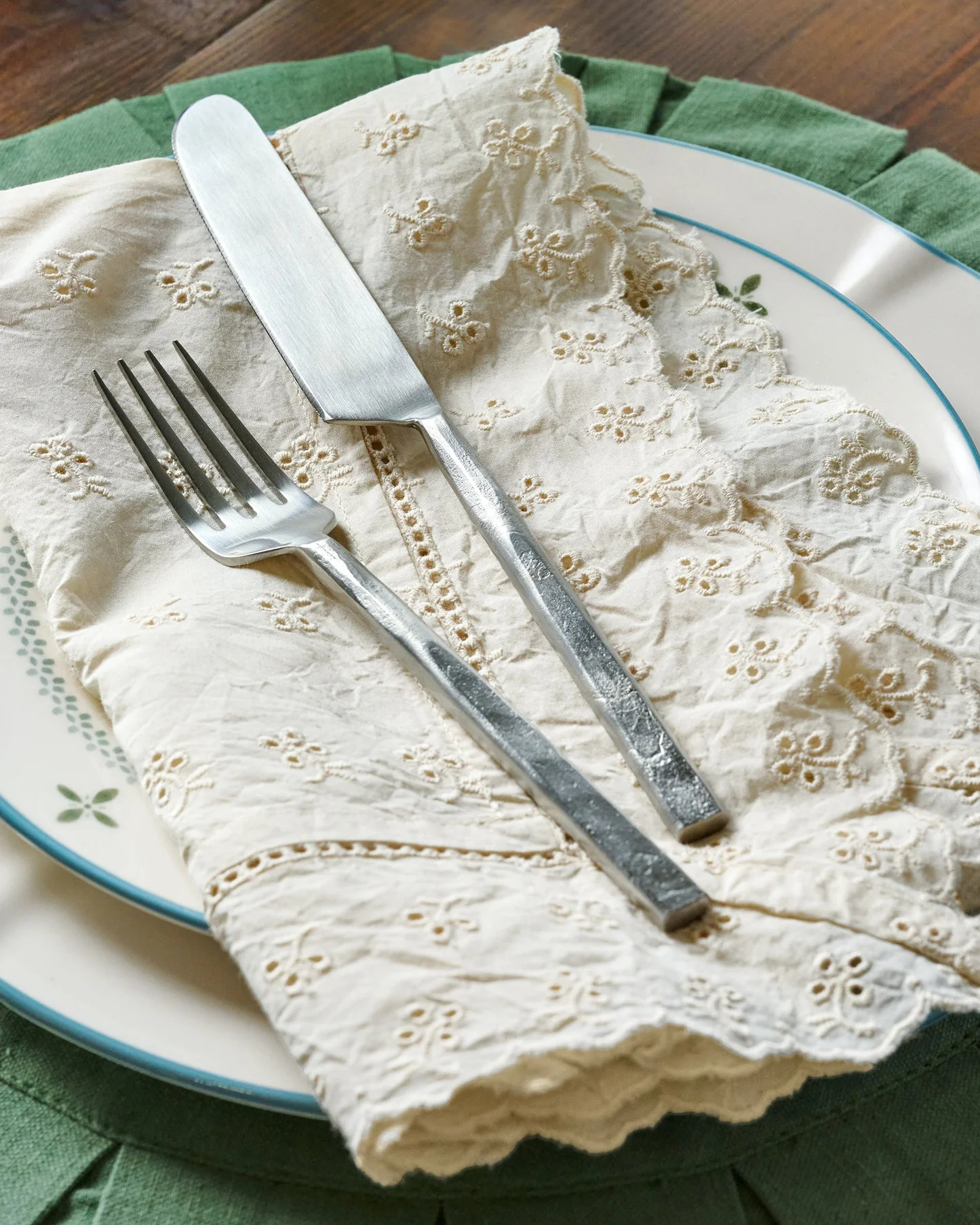 Antique White Eyelet Napkin Set of Four | Magnolia