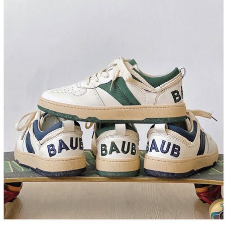 How cool are these vintage German training shoes. Keep in mind it’s men’s sizing