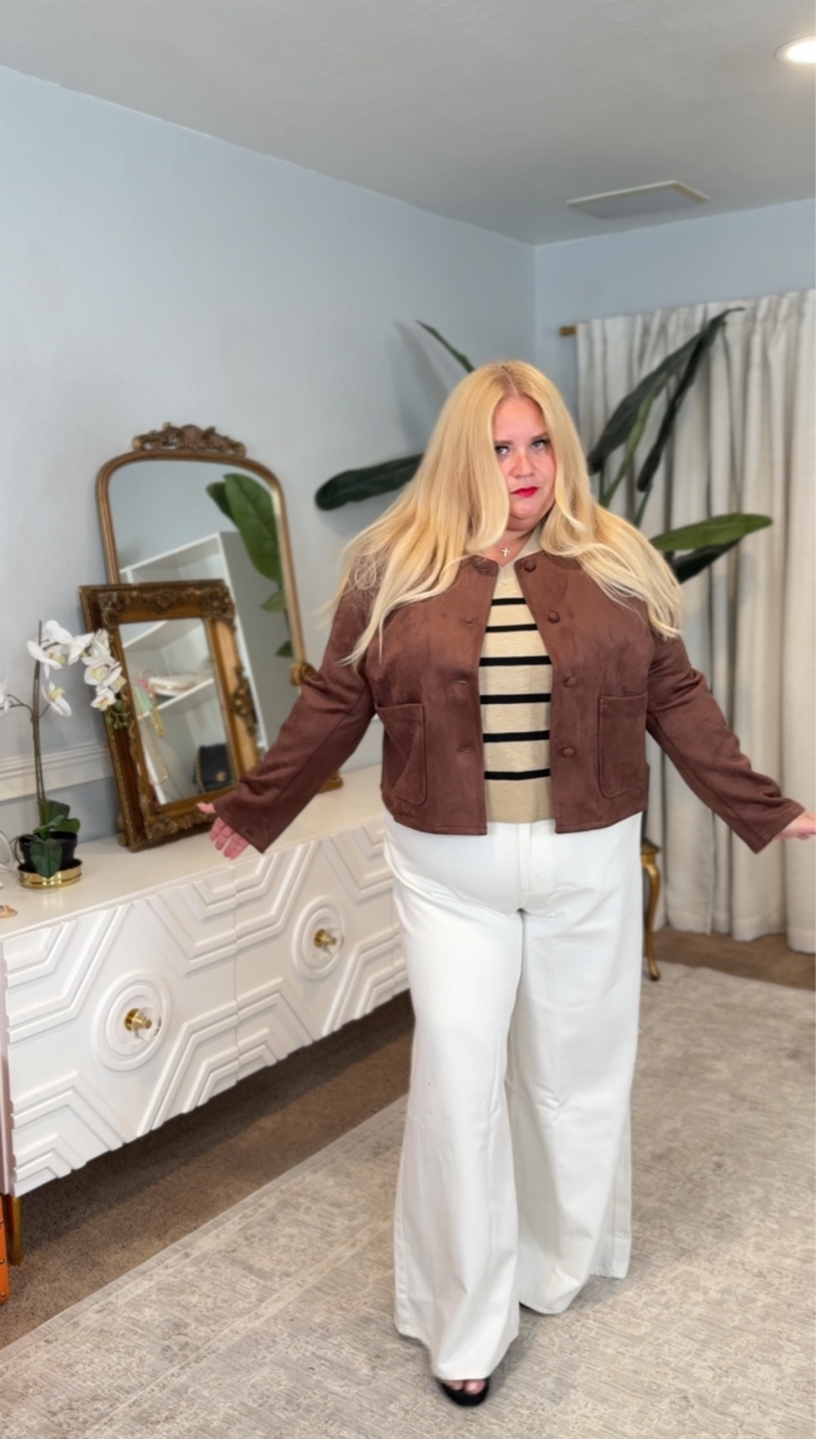 This combo feels like quiet confidence in outfit form. 🤎✨
A suede jacket, striped knit, and crisp wide-leg denim — it’s giving classic, elevated, and totally wearable. Perfect for a coffee date or casual Friday at the office.

🤎 Faux suede jacket (so soft + luxe looking)
🖤 Striped sweater vest for layering season
🤍 Wide-leg jeans that polish everything off

#LTKStyleTip #LTKFindsUnder100 #LTKPlusSize