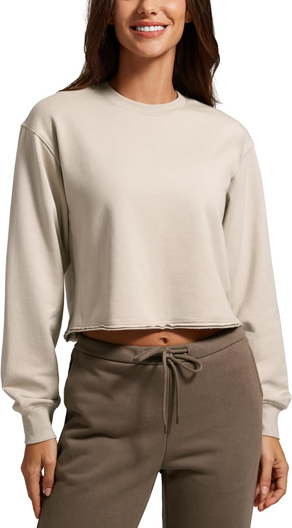 CRZ YOGA Womens Fleece Cropped Sweatshirts Crewneck Long Sleeve Sweat Shirts Double Raw Hem Worko... | Amazon (US)