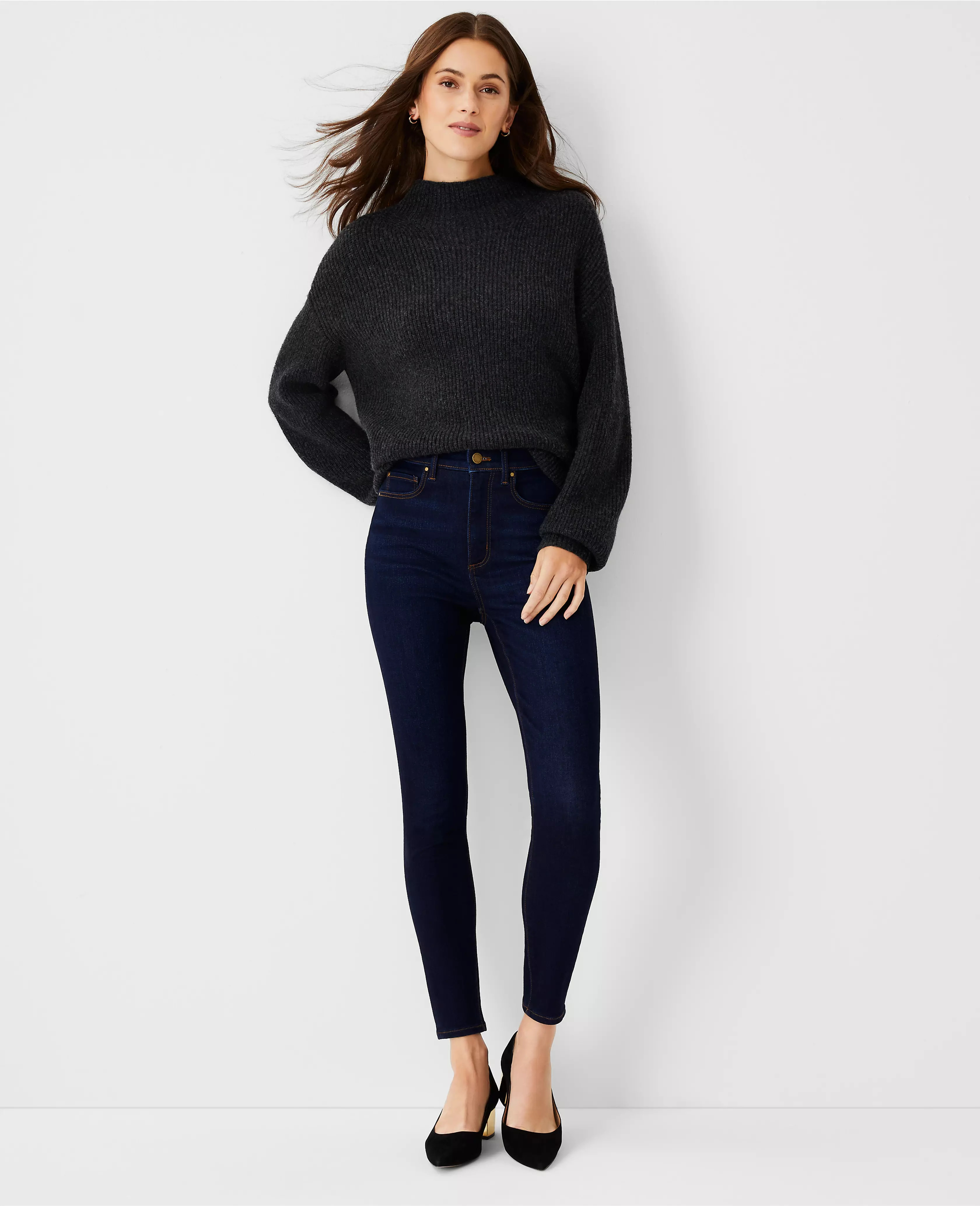 Sculpting Pocket High Rise Skinny Jeans in Rinse Wash | Ann Taylor (US)