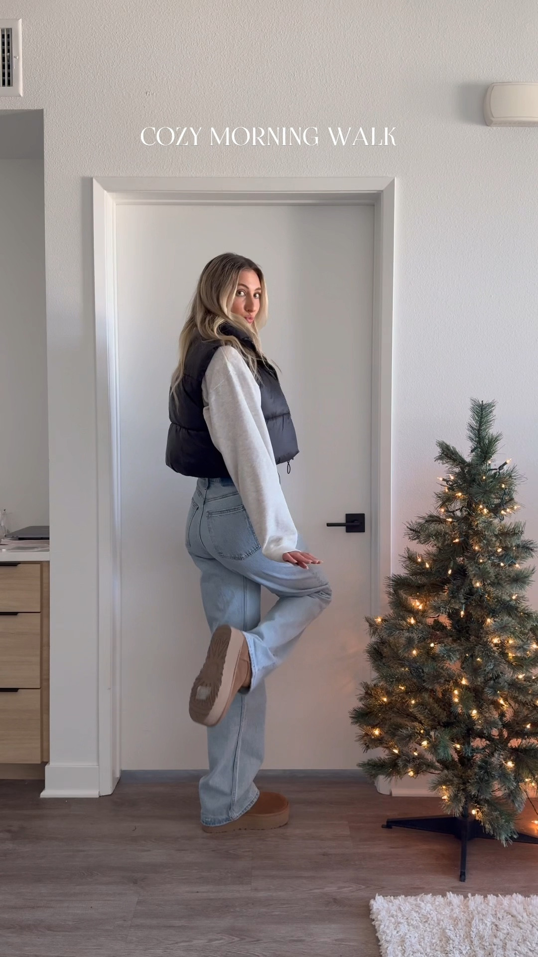 Style my new favorite jeans with me 5 different ways - Part 2

#LTKfindsunder100 #LTKVideo