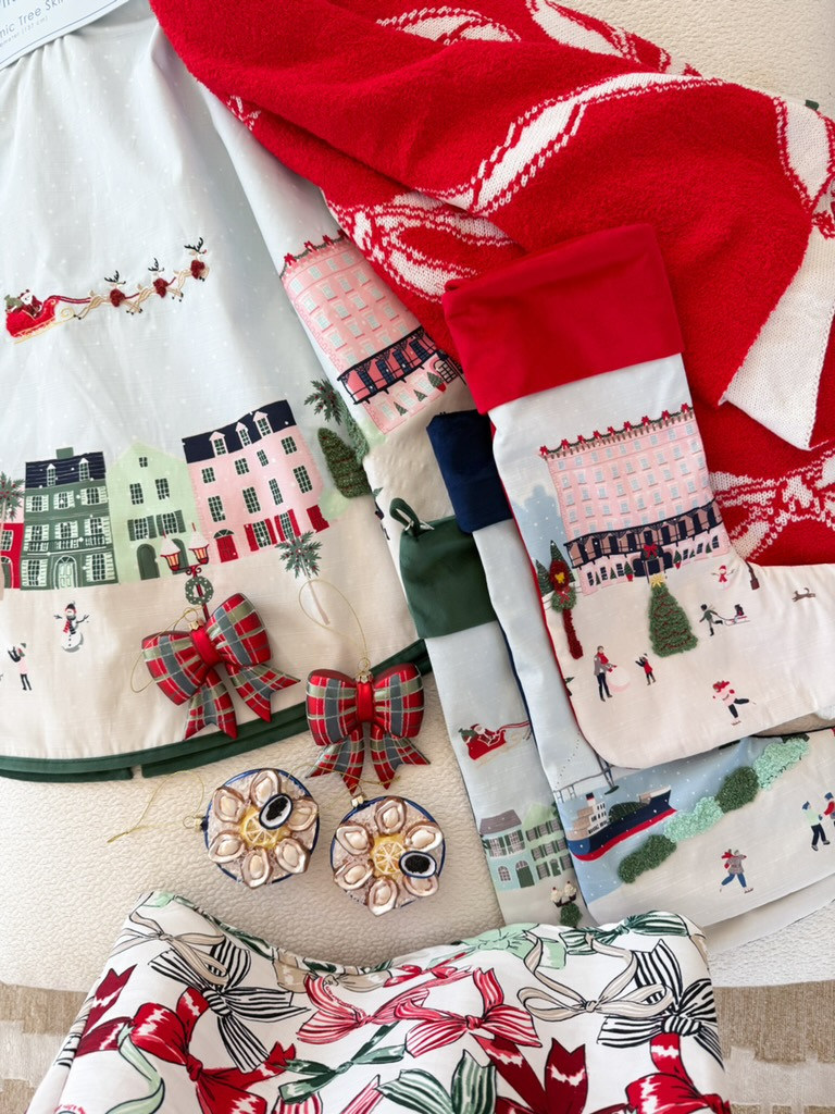 It’s the most wonderful time of the year ❤️ love these new @belk X Sewing Down South holiday decor items   

 #LTKHoliday