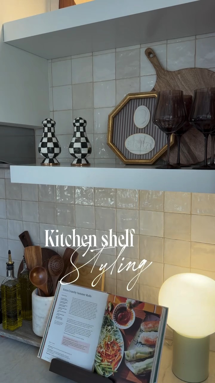 The must-have items that make our kitchen shelves feel both beautiful and functional✨

Comment KITCHEN below to receive a DM with the link to this post on my LTK ⬇ https://liketk.it/6k5Ex

#kitchenshelf #kitchenstyling #kitchen #kitcheninspo #kitchendecor Kitchenmusthaves kitchen upgrades