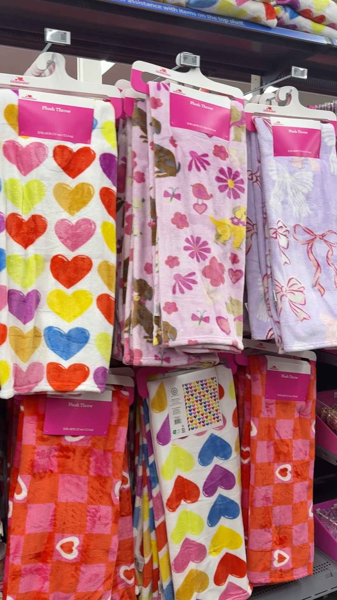 Valentine’s Day blankets 

#LTKOver40 #LTKHome #LTKSeasonal