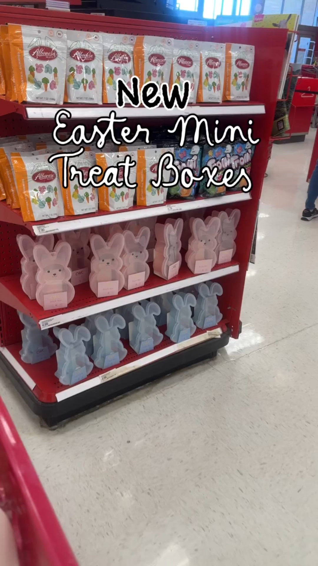 New for Easter! Mini treat boxes from @cookwcolor 😍 Follow + comment “SHOP” for a link! (make sure you’re following to receive it) ✨ & if you love Holiday finds and gift ideas, follow along for more! 

##targetcreator #targetfinds #clubtarget #targetstyle