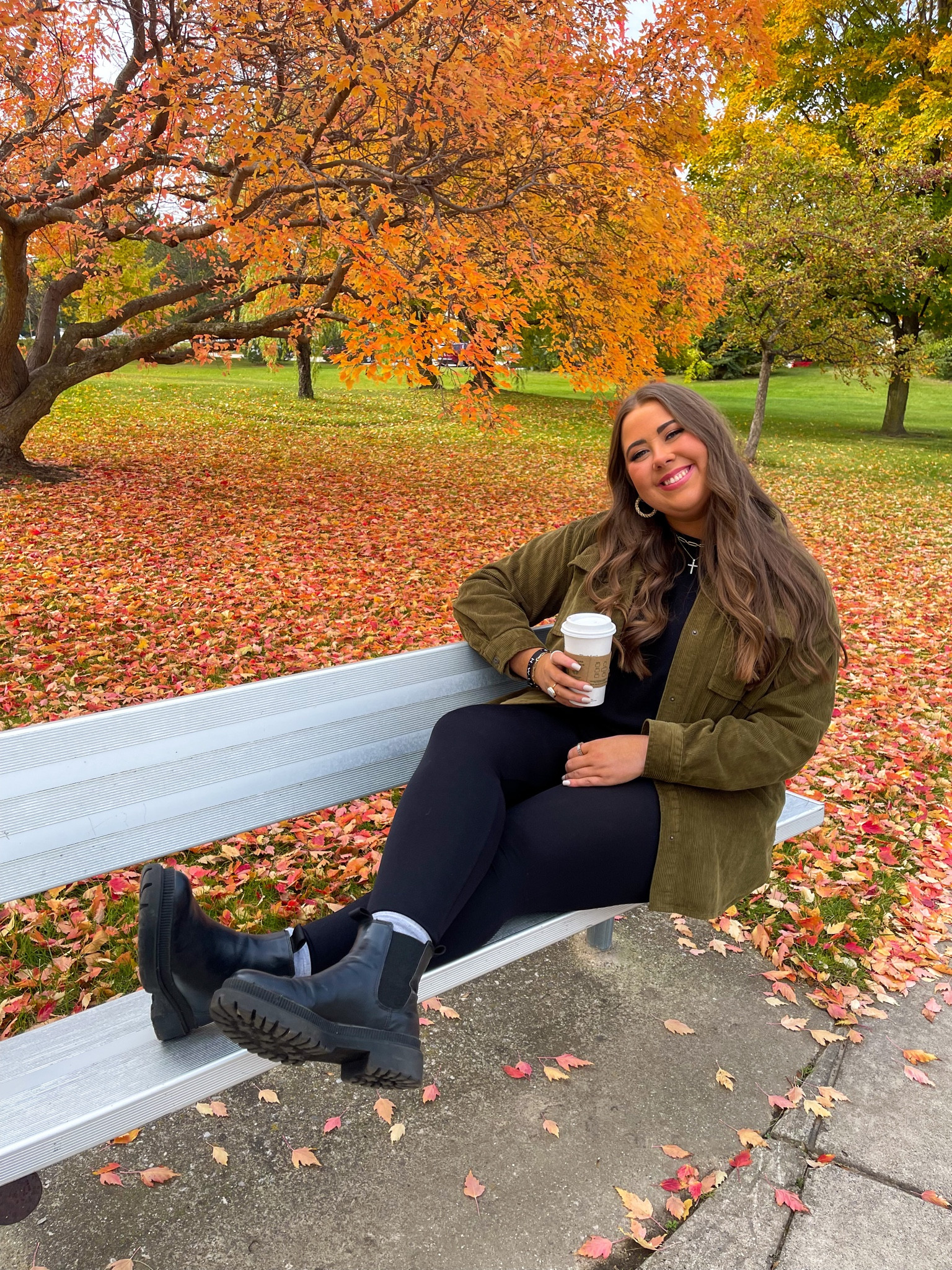 Simple fall outfit 🤌

#LTKSeasonal #LTKHalloween #LTKmidsize