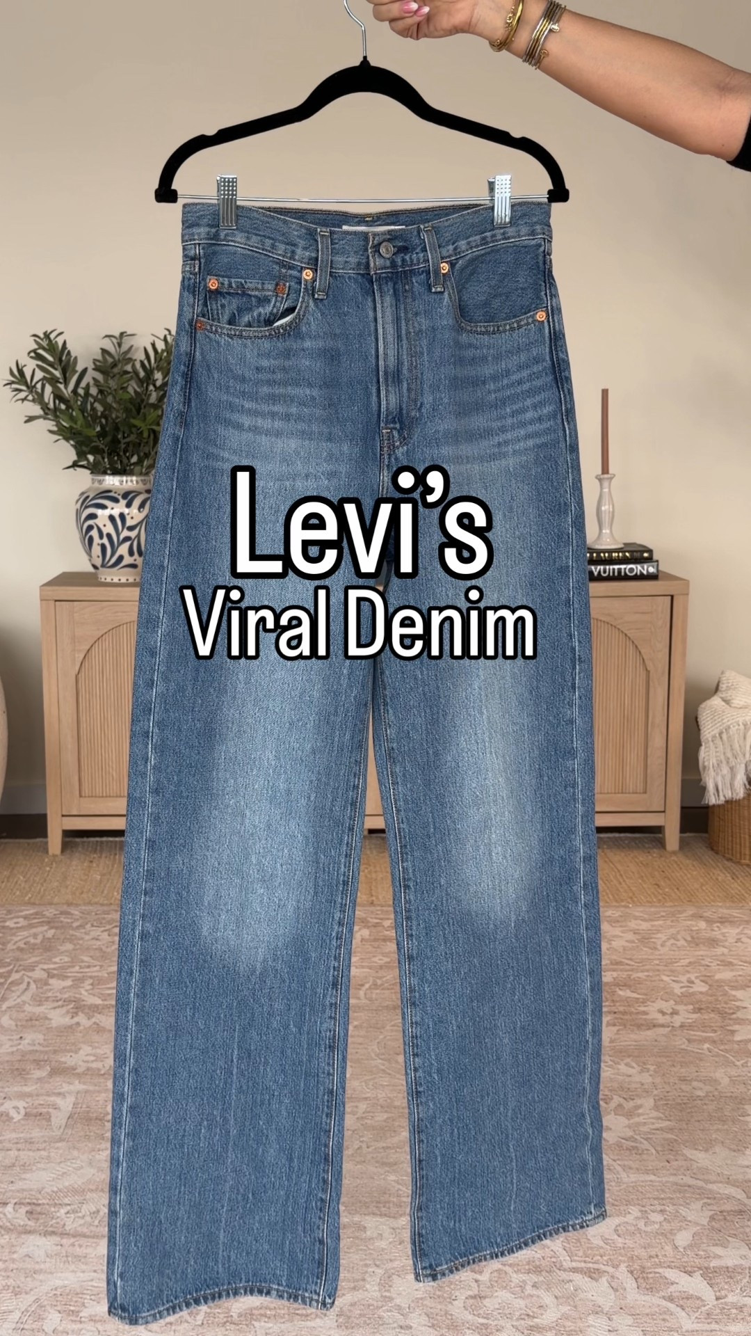 The denim you all went crazy over and the denim that I loveeee!!!! 
Color: Not the Same - medium wash 
Wearing a 27x34 and I am 5’10 with heels on - they come in 3 lengths 
Black jacket- small 
Black cashmere - small 
Mesh top and tank are a small 
#LTKNYFW

#LTKU #LTKOver40