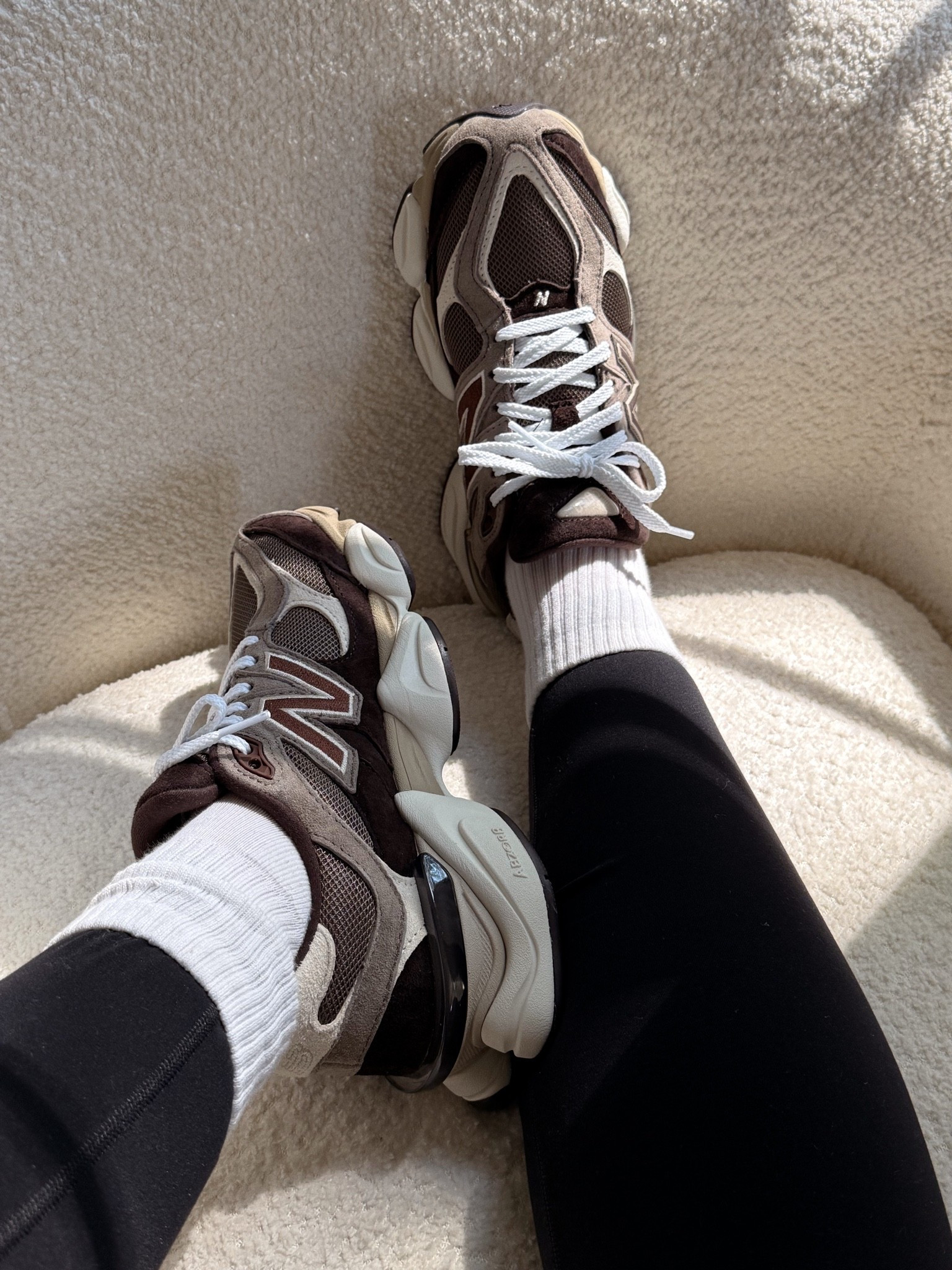 New balance 9060 in this chocolate colorway for fall 🤌🏼

#LTKfitnessgoals #LTKSeasonal