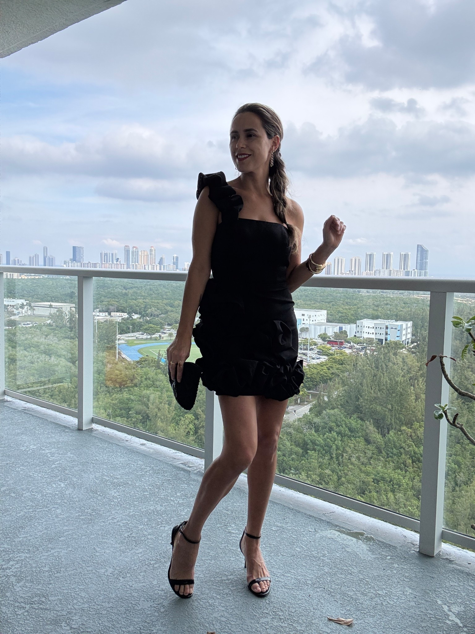 A affordable and cute date night dress that you can i styled up with a vintage handbag that I got at a thrift store and my favorite sandals from Sam Edelman (can’t believe they stop making them 😢 it’s so hard to find it now)
Size: Smalll

#LTKStyleTip #LTKSpringSale #LTKParties