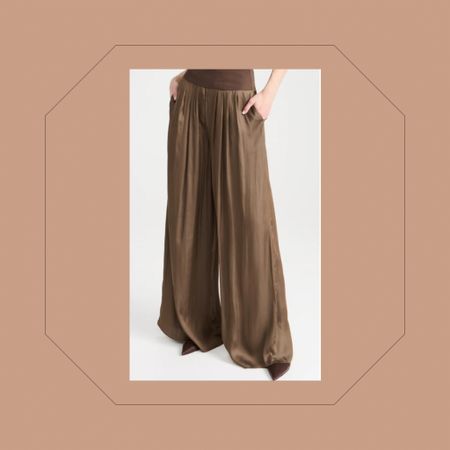 I love a monochromatic moment! Pair this with the matching tube top and you have an elevated look for your next special occasion! 
#harempant #balloonpant #pants #comfortable #elevated #formal #outfit #look #style #matching #set #brown #espresso

#LTKfindsunder100 #LTKparties #LTKstyletip