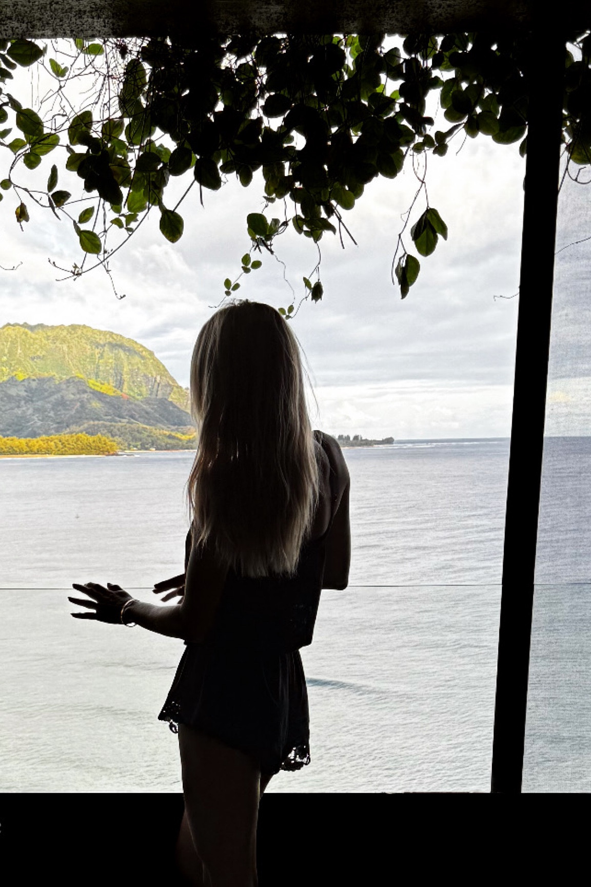 Linked exact eberjey pictured and my other favorite pajamas I own.
Eberyjey is SO good.

Revolve finds, loungewear, Christmas, holidays, bridal