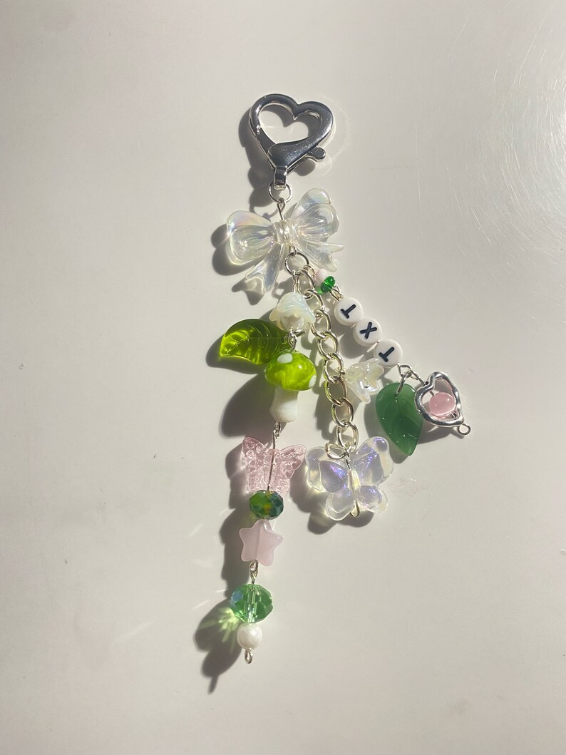 Tomorrow x Together "Temptation" inspired keychain | Etsy (US)
