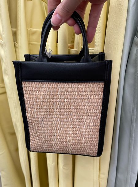 New at Target: Mini Boxy Tote Handbag - A New Day brand. So cute for spring! 20% off select bags. Sale ends 3/30. 


Target fashion finds, spring trends, spring accessories 

#LTKitbag #LTKfindsunder50 #LTKSeasonal #LTKsalealert