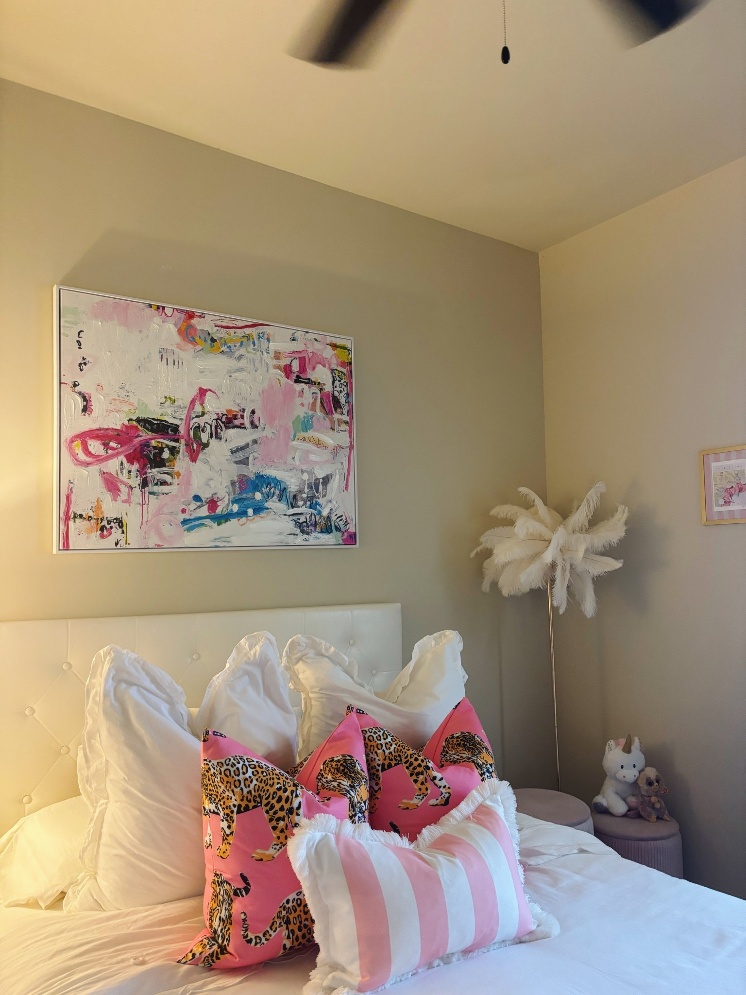 Sophomore Year Bedding! 🩷🧡💛💚🩵 I’m so obsesseddddd! 