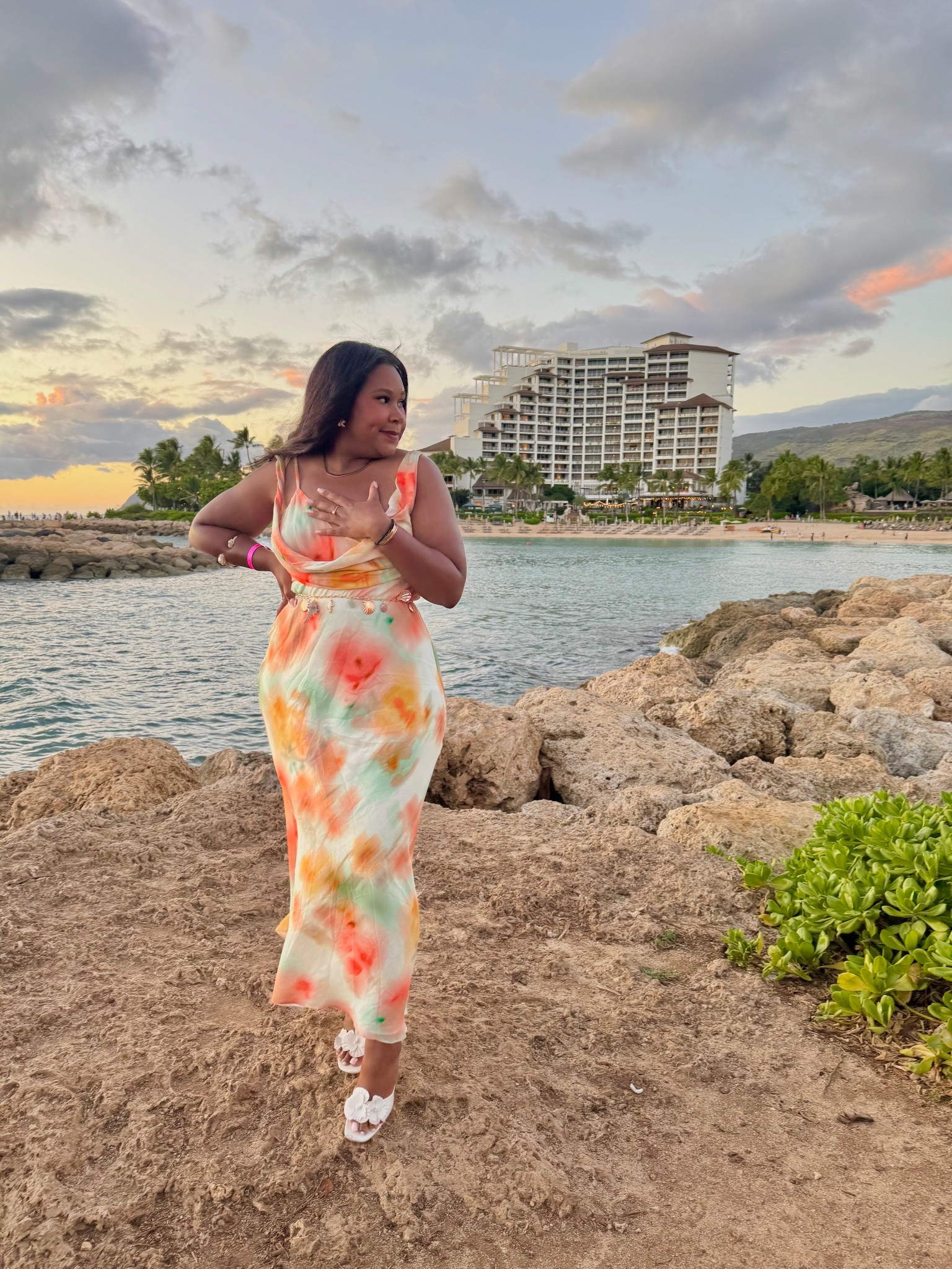 Perfect Hawaiian vacation outfit #hawaii #hawaiioutfit #vacationoutfit #vacation 

#LTKMidsize #LTKSeasonal #LTKTravel