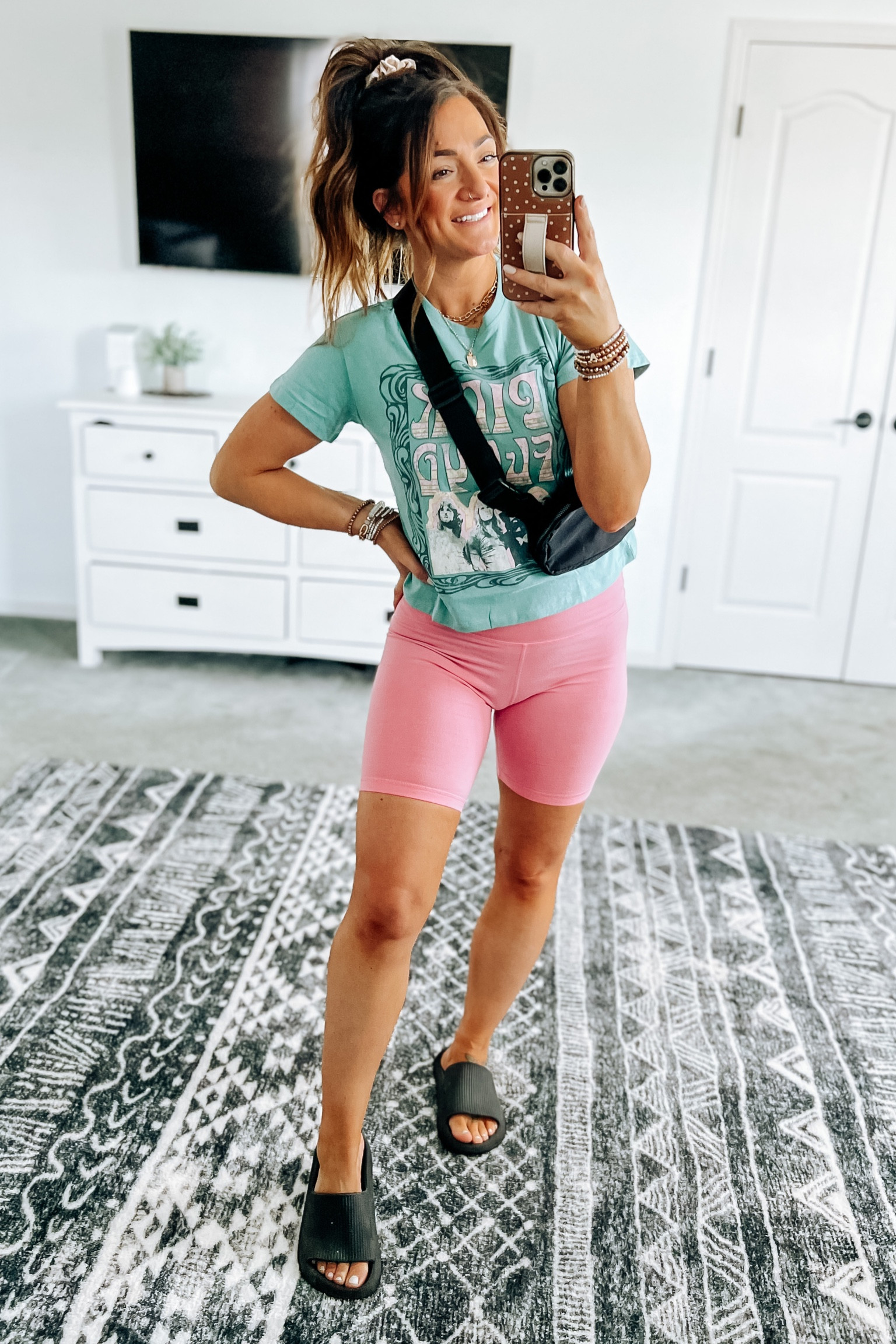 Athliesure look for running errands. Little girls crop shirt-in the size XL