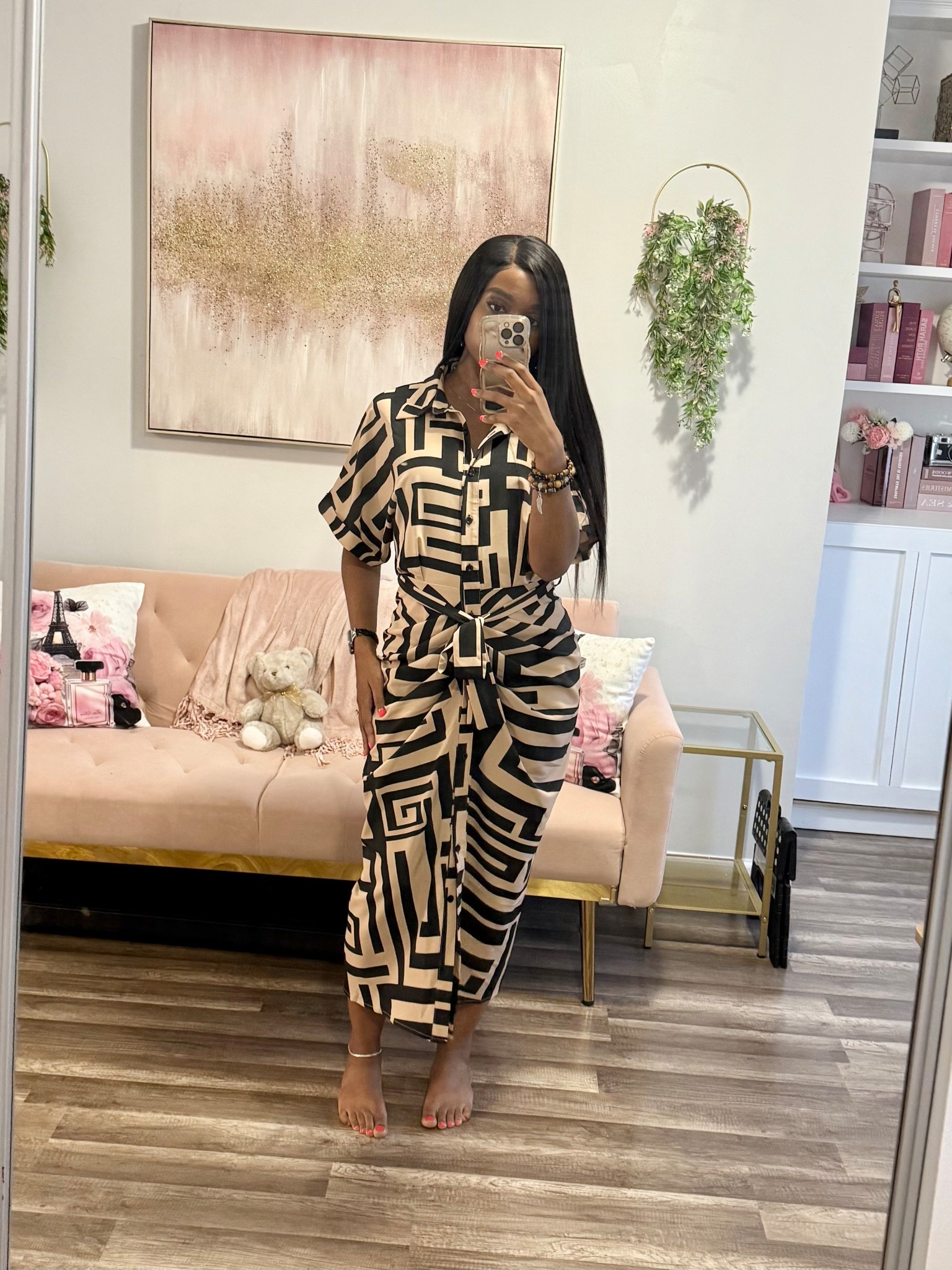 Batwing Sleeve Shirt Dress , Black & Tan, Chic & Professional 

Perfect For Work

Size = Small 

#OfficeDressStyle
#WorkwearDress
#BusinessCasualDress
#WorkOutfitIdeas
#ElegantWorkwear
#WorkwearEssentials
#OfficeChicStyle
#PowerDressing
#ProfessionalOutfits
#WorkwearOutfitIdeas
#SpringWorkwear
#FallWorkwearInspo
#SummerWorkwearStyle
#TrendingWorkwear

#LTKSpringSale #LTKStyleTip #LTKWorkwear