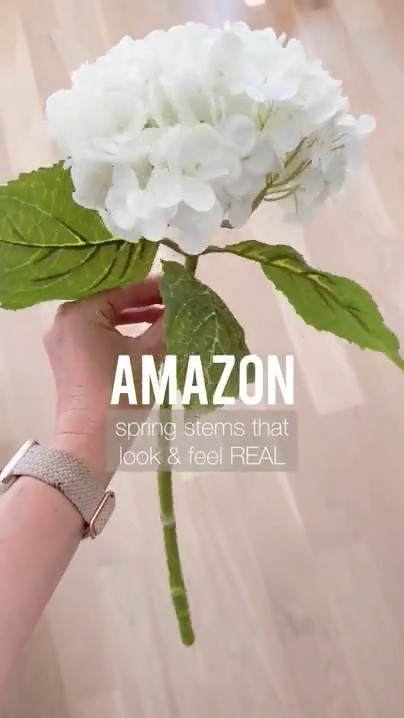Spring stems from Amazon that look and feel real! Real touch hydrangeas. Cherry blossom stems. Real touch eucalyptus stems. Real touch white tulips. Vases. Amazon home finds 