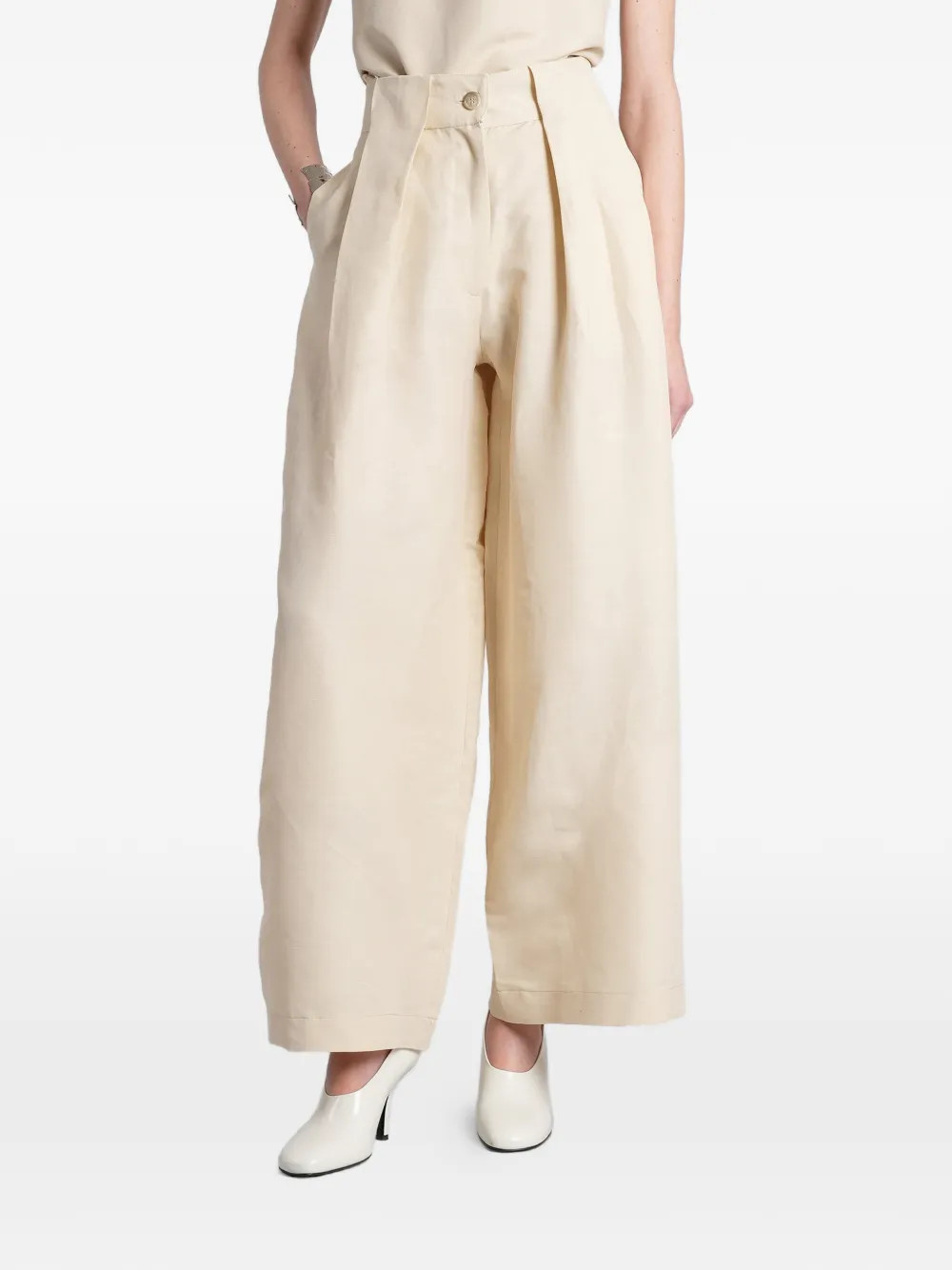BATAKOVIC Belgrade pleated wide-leg palazzo pants - Neutrals | Farfetch Global