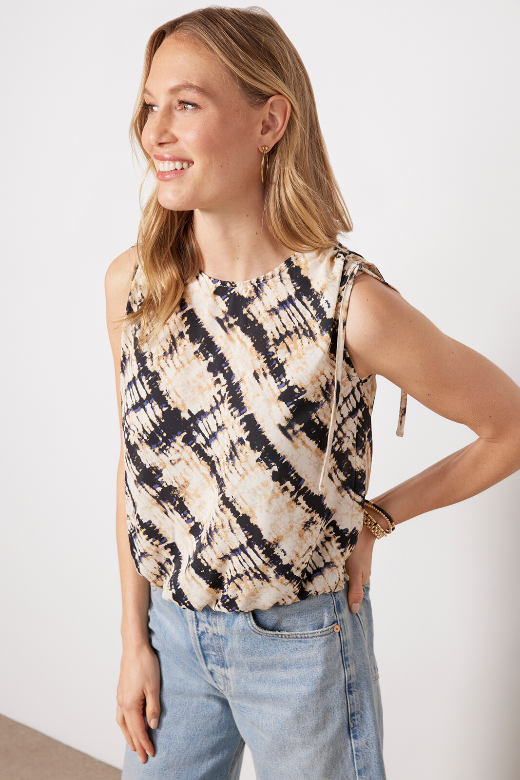 Dre Tie Shoulder Top | Evereve
