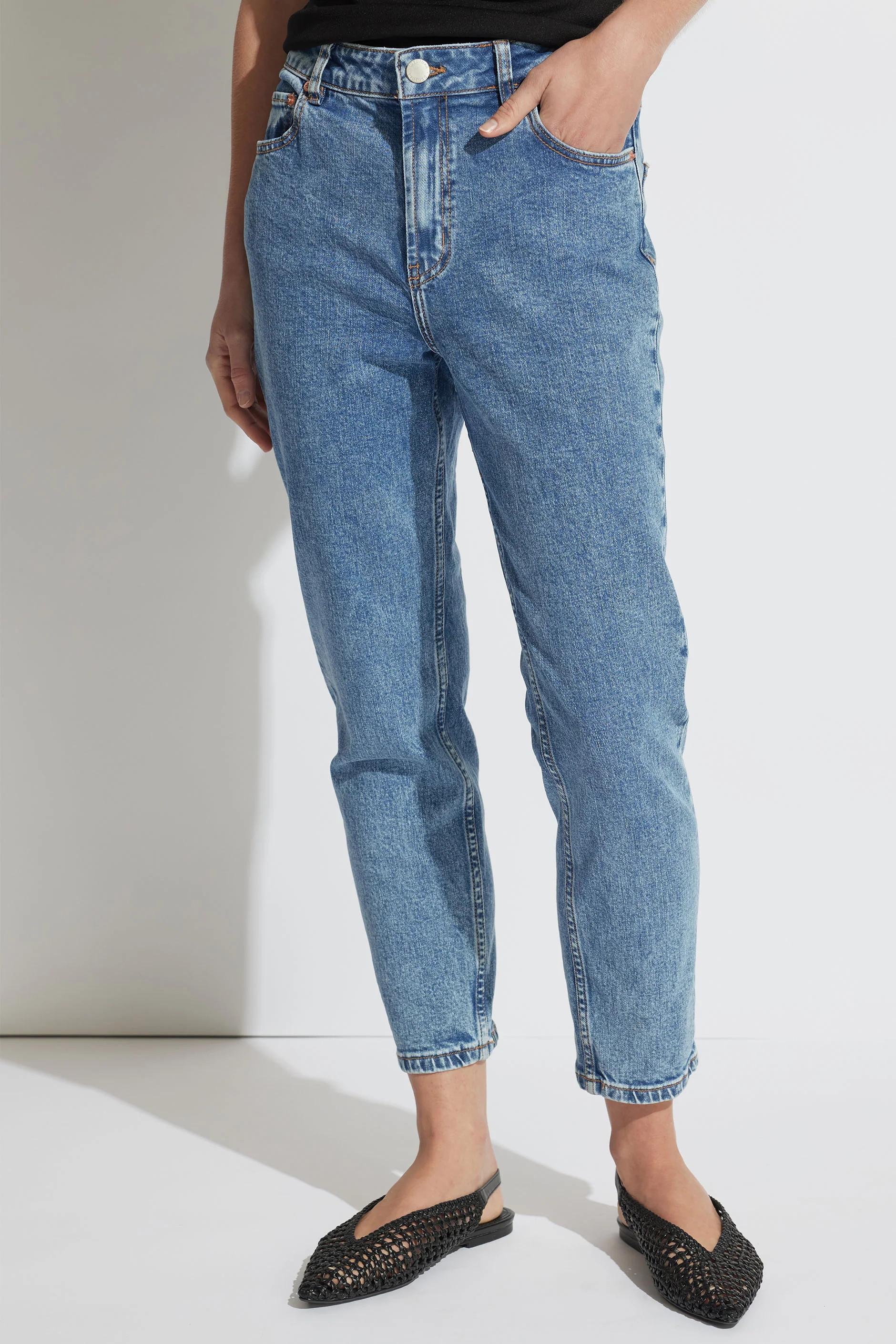 Alexa Girlfriend Jean - DARK PORTLAND BLUE | DECJUBA