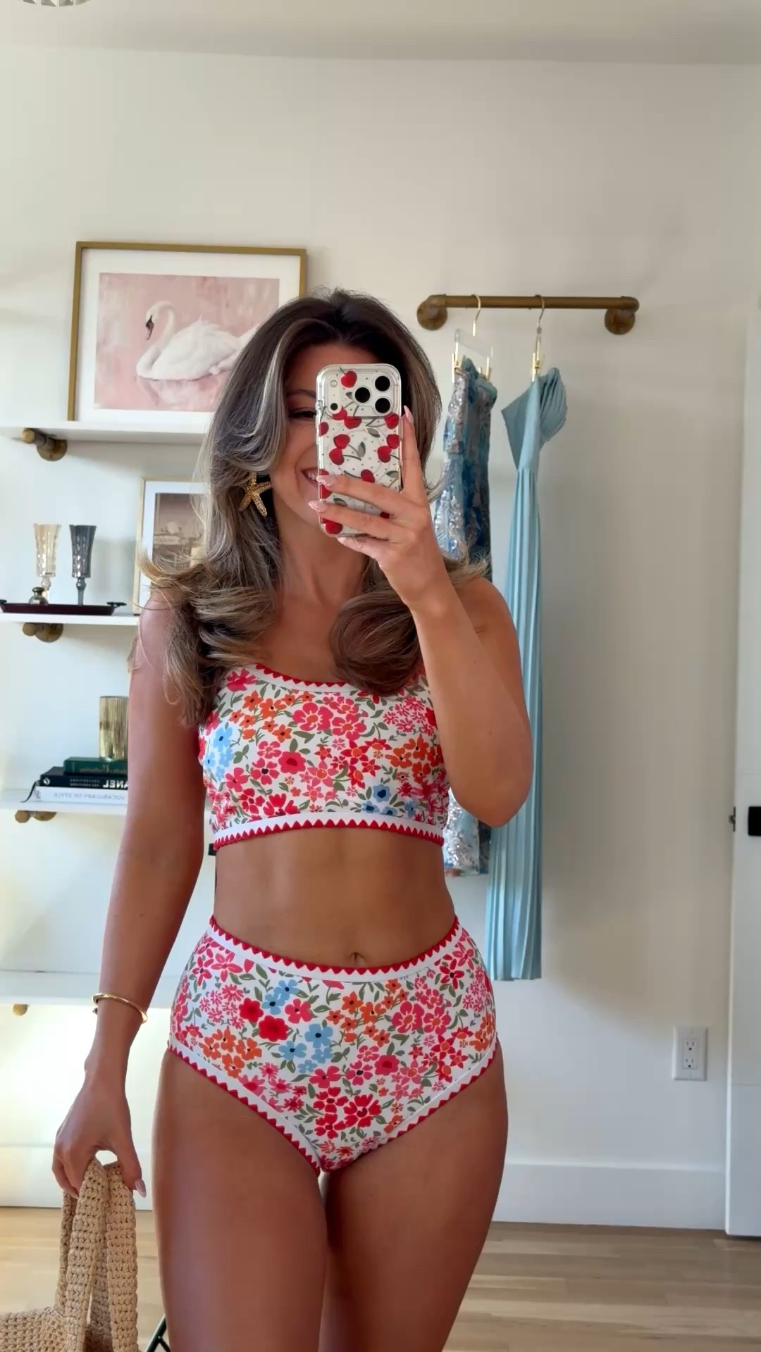 Amazon resortwear and swimwear look pink floral bikini

Wearing my usual smalls

Vacation
Destination
Resortwear
Swimwear
Pool day
Beach vaca
Summer look

#LTKTravel #LTKSwim #LTKgrwm