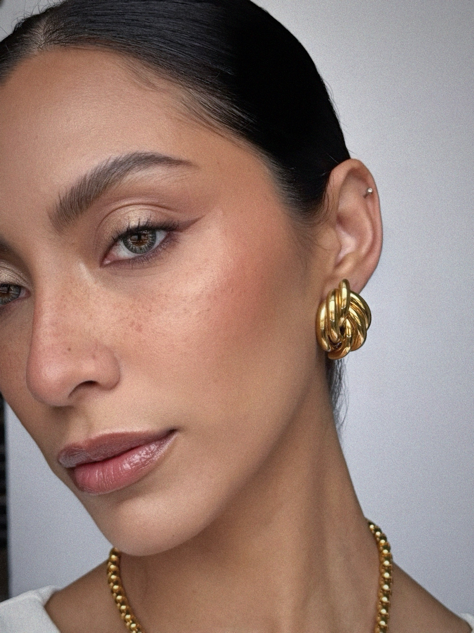 Used Lancôme eyeliner for faux freckles✨

Makeup + Holiday Glam + Easy Makeup + Beauty + Holiday + Winter Makeup + Makeup for Beginners + Fake Freckles 

#LTKBeauty #LTKFindsUnder50 #LTKHoliday