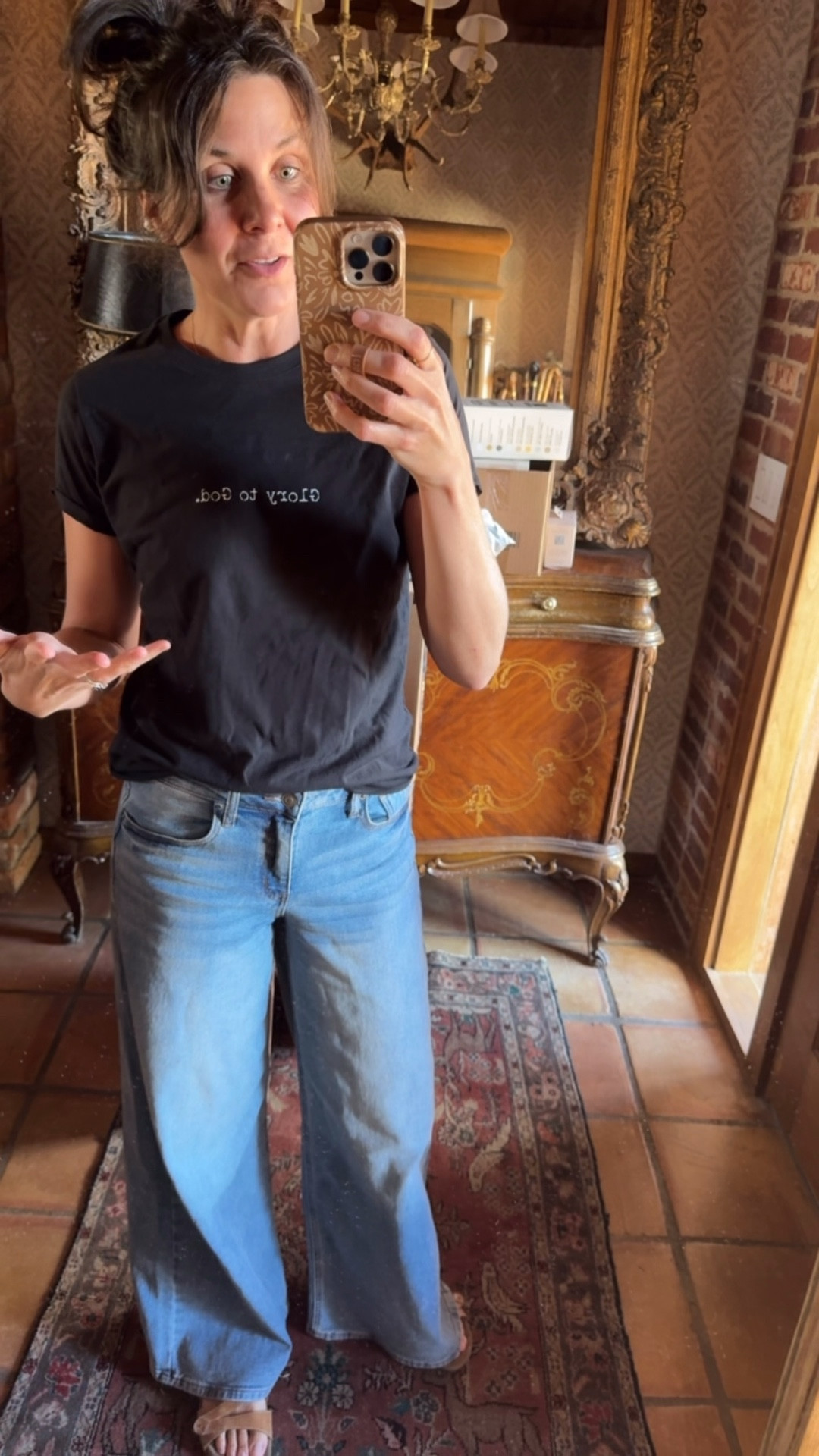 Love these “glory to God” 100% cotton tees, wearing women’s small…they also have men’s and sweatshirts and tanks too! Lots of colors

#LTKOver40