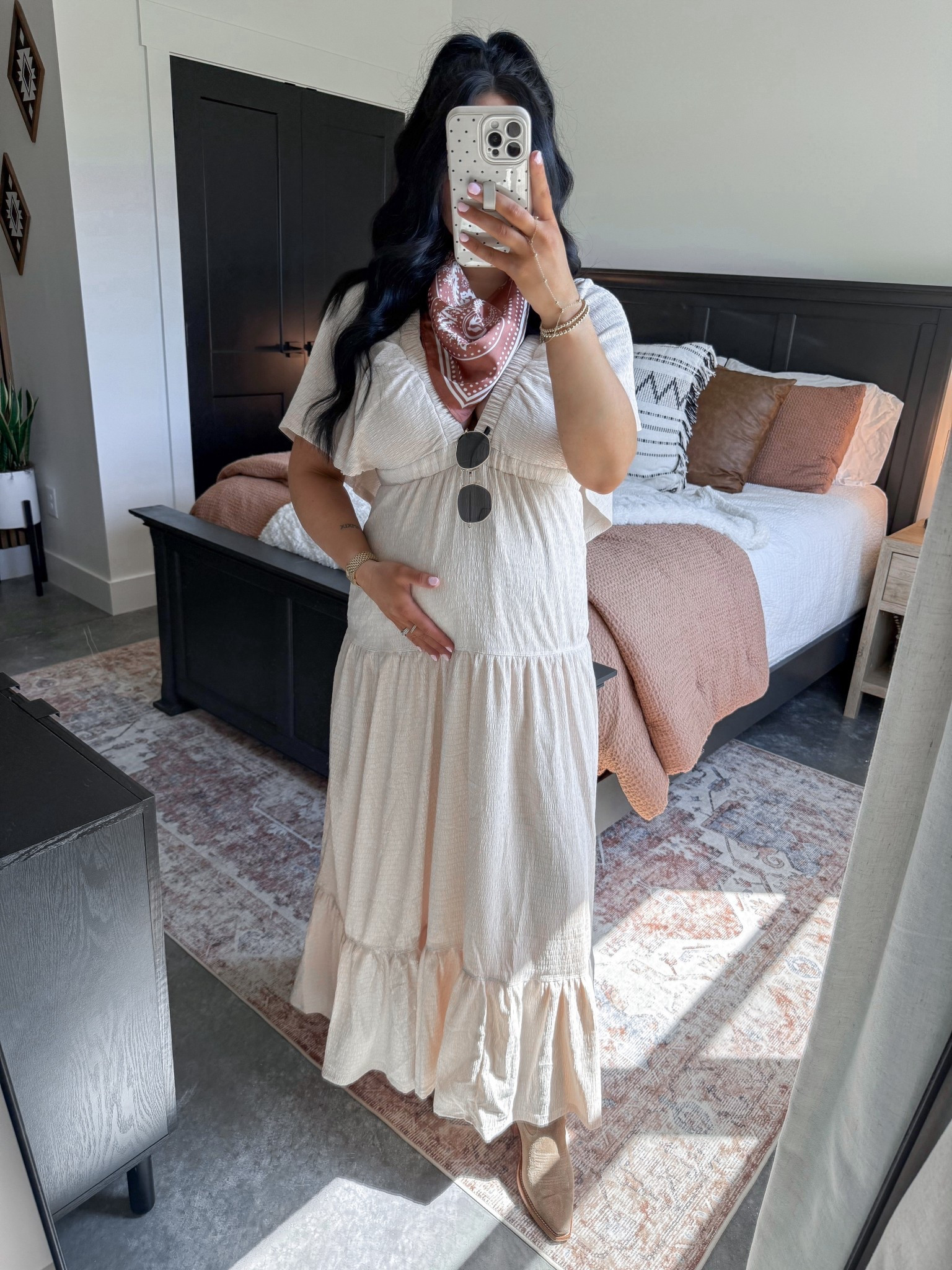 Western Boho Outfit 🤍

Dress - small (salt color option - works well with my 35 week bump)

I may have just found your new favorite dress for spring & summer! I love the boho feel and it can be styled so many ways 👏🏼 Wear it for your next date night, or style it for a fun country concert! (Would even be perfect for your next beach vacation!) Comes in a ton of colors too! Paired it with this satin bandana & my tecovas cowgirl boots.



#LTKootd #LTKgrwm #LTKBump