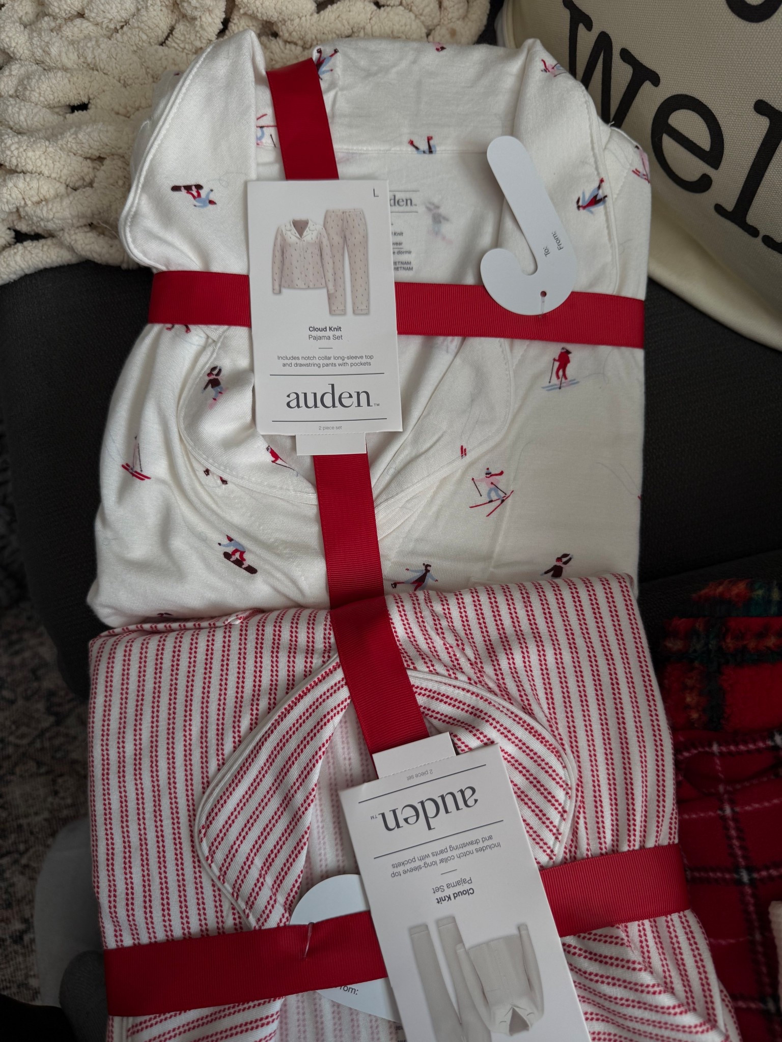 Winter pajamas!! ❄️ #winterstyle #winterpajamas #cozyfits

#LTKHoliday #LTKSeasonal #LTKMidsize