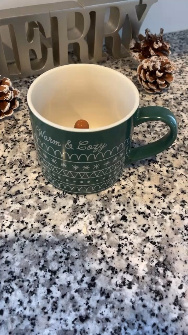 The cutest Christmas mug ever 🎄