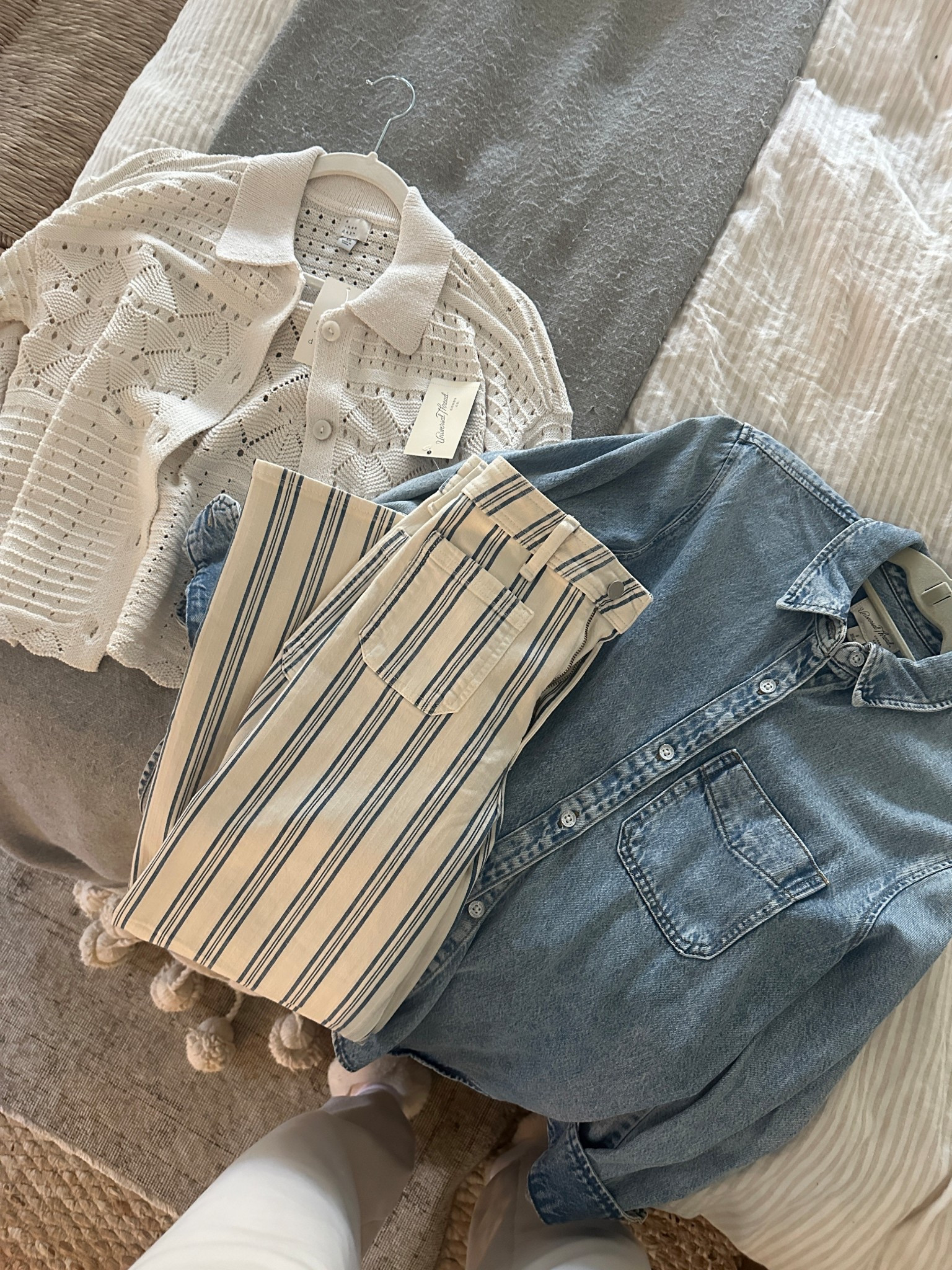 Recent Target purchases that are worth it 💙

For reference, denim pants TTS, sweater XS, denim shirt S (wanted slightly oversized). 5’7”, 120#

Target style, affordable fashion, spring style, denim

#LTKmomlife #LTKMidsize #LTKdayinmylife