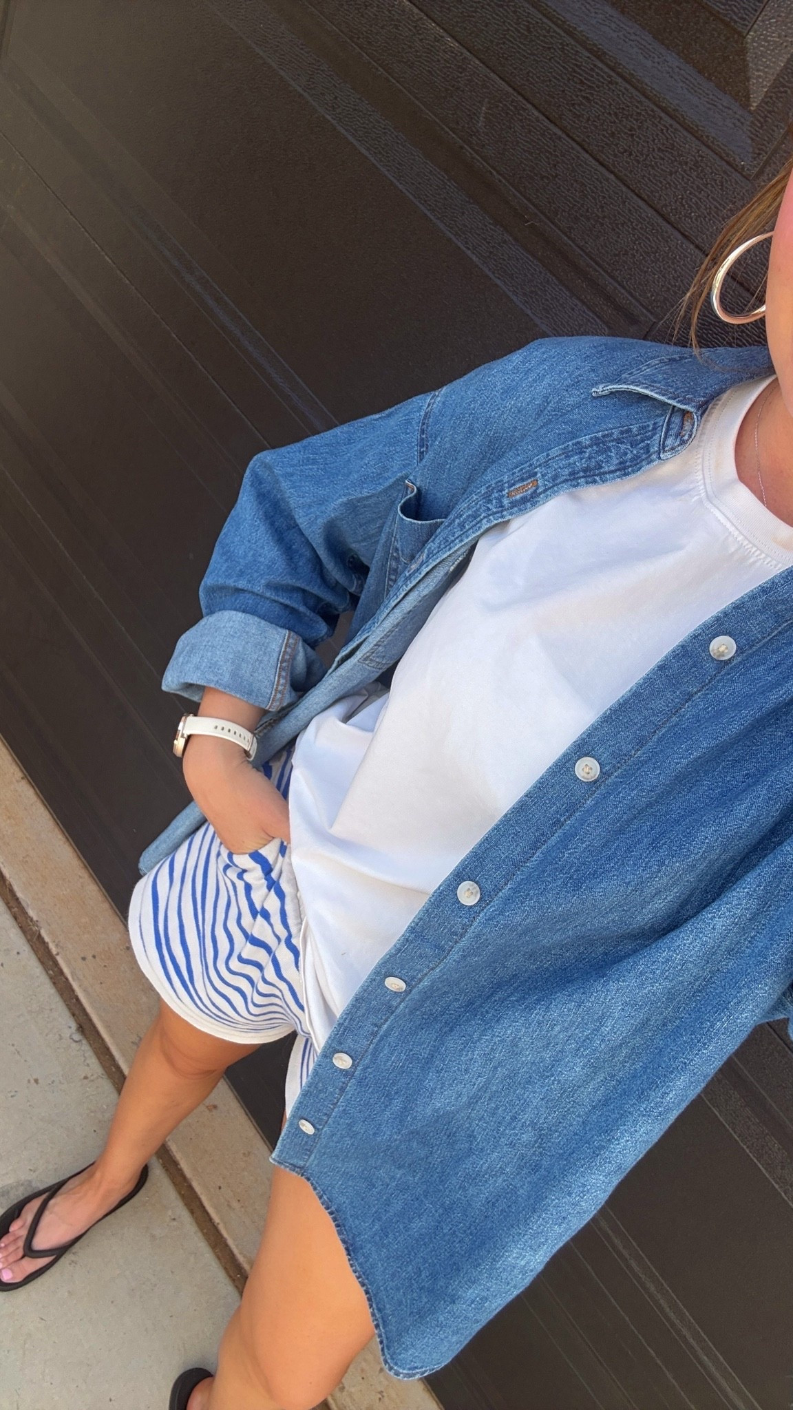 School drop off fit of the day! I’m 510 wearing a medium in tops and small in shorts