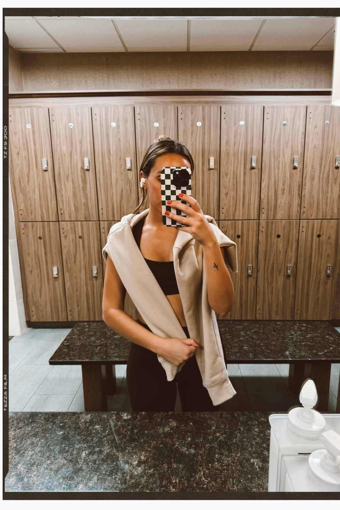 Burga phone case craze 💚

#LTKfitness #LTKstyletip #LTKfindsunder100