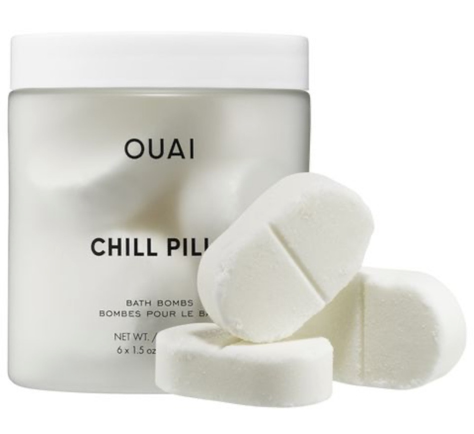 Bubble bath
Bath bomb
Bath
Self care
Beauty
Relax
