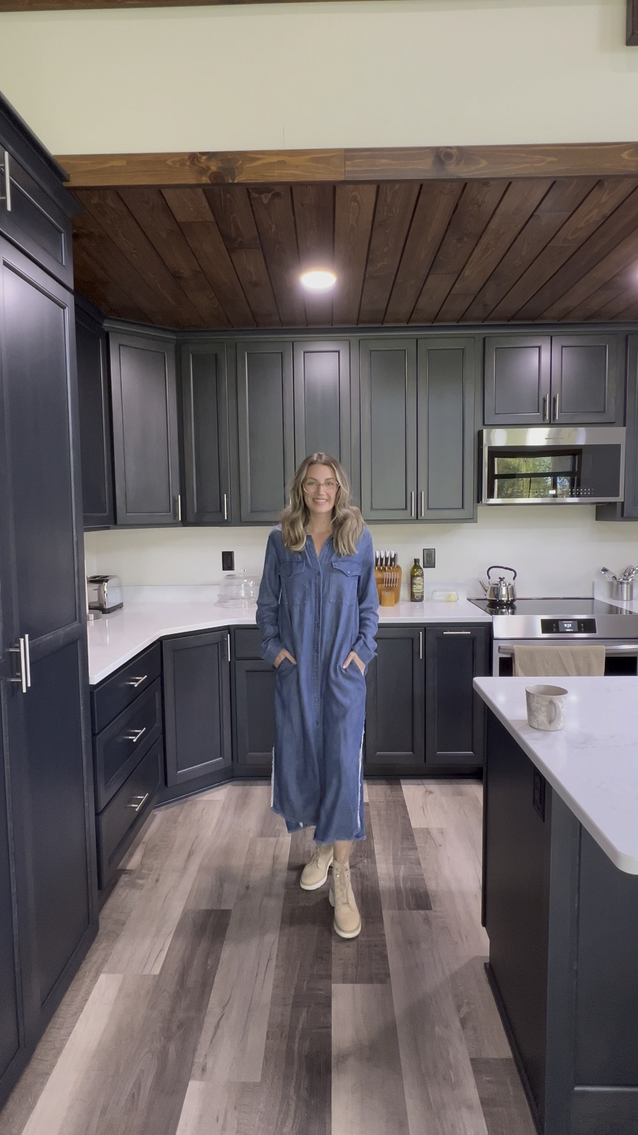 Perfect for school drop off this fall  Comfy, cozy and classic. 

#LTKBacktoSchool #LTKFallSale #LTKStyleTip