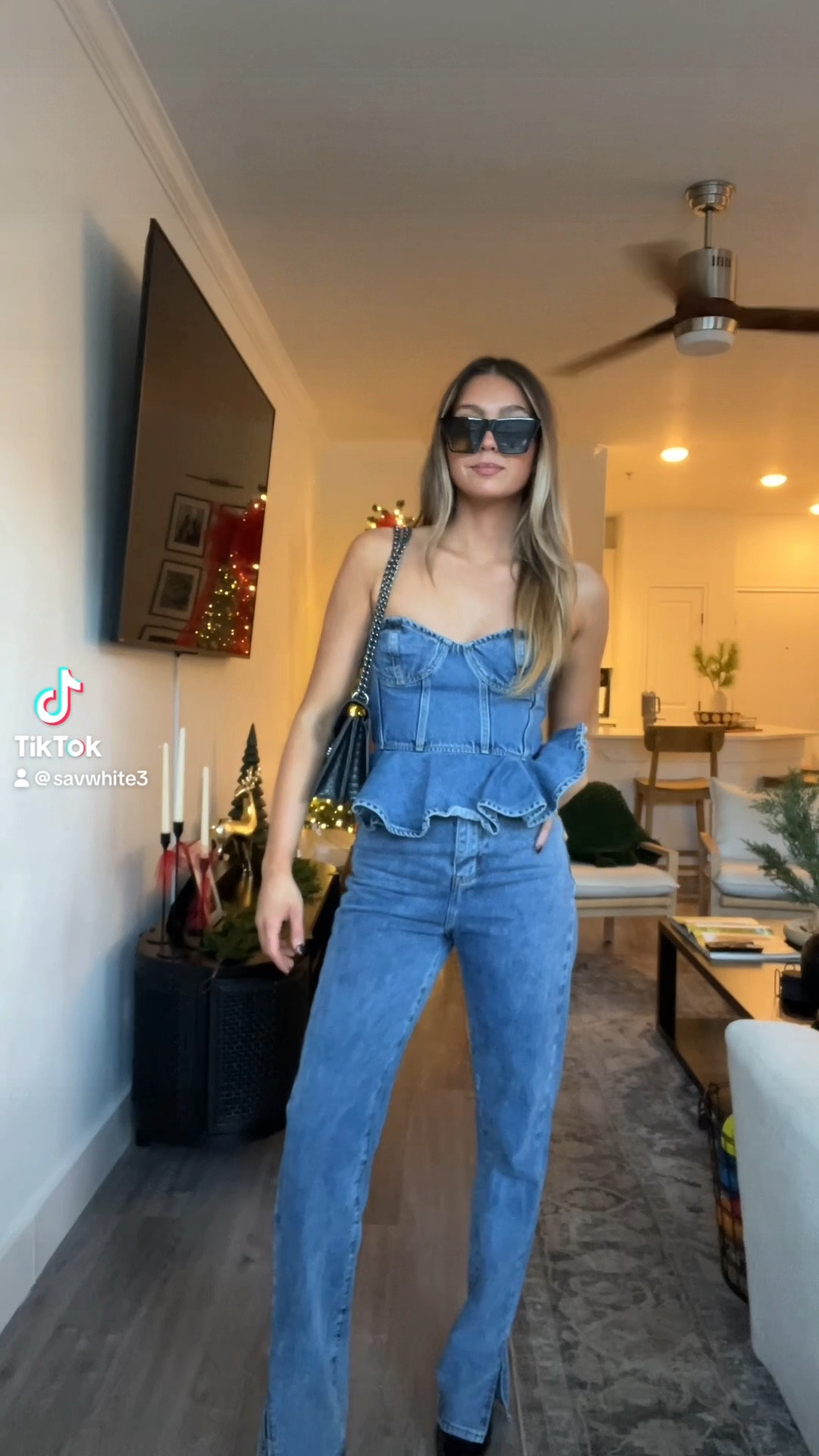 Fall date night look 🥰
Wearing an XS in the top & size 2 in jeans! 

#LTKStyleTip #LTKHoliday #LTKFindsUnder50