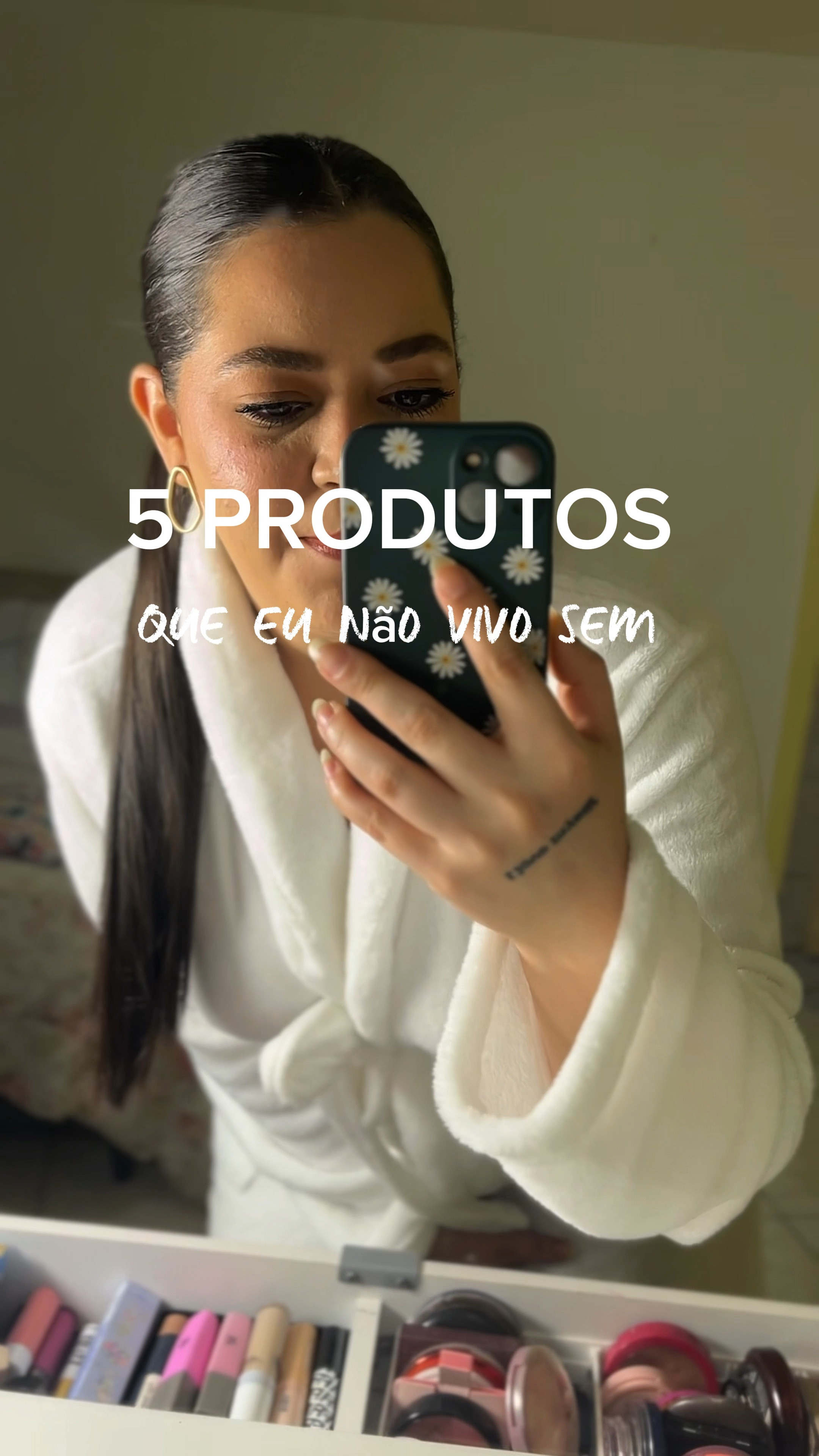 Sabe aqueles produtinhos que se acabar você recompra de tanto que usa e ama. Pois é, esses são os meus tops 5 produtos favoritos que não me vejo sem! 🫶🏻

#beleza #maquiagem #ltkbeauty

#LTKbeleza #LTKpromo #LTKbrasil
