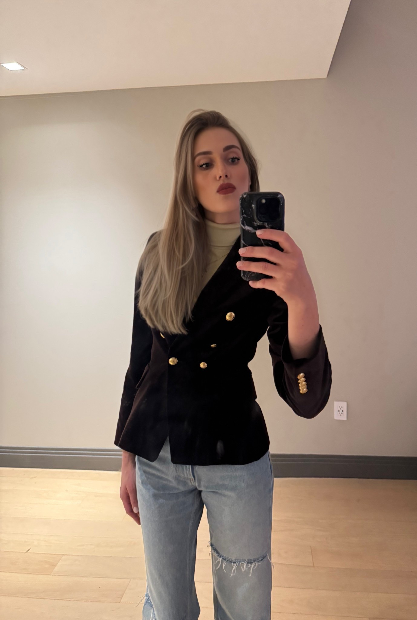 Velvet APC blazer with Maison Margiela jeans - professional and casual style 🔥

#LTKSaleAlert #LTKootd #LTKgrwm