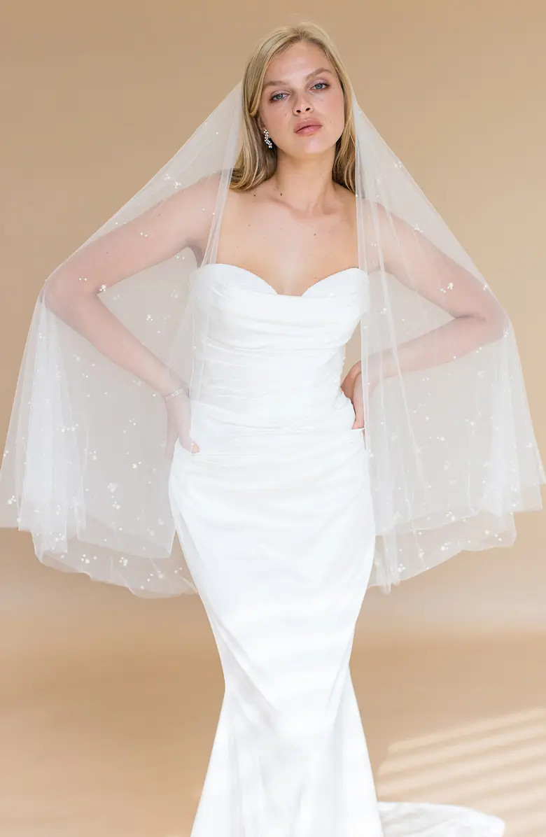 Ilaria Imitation Pearl Fingertip Veil | Nordstrom