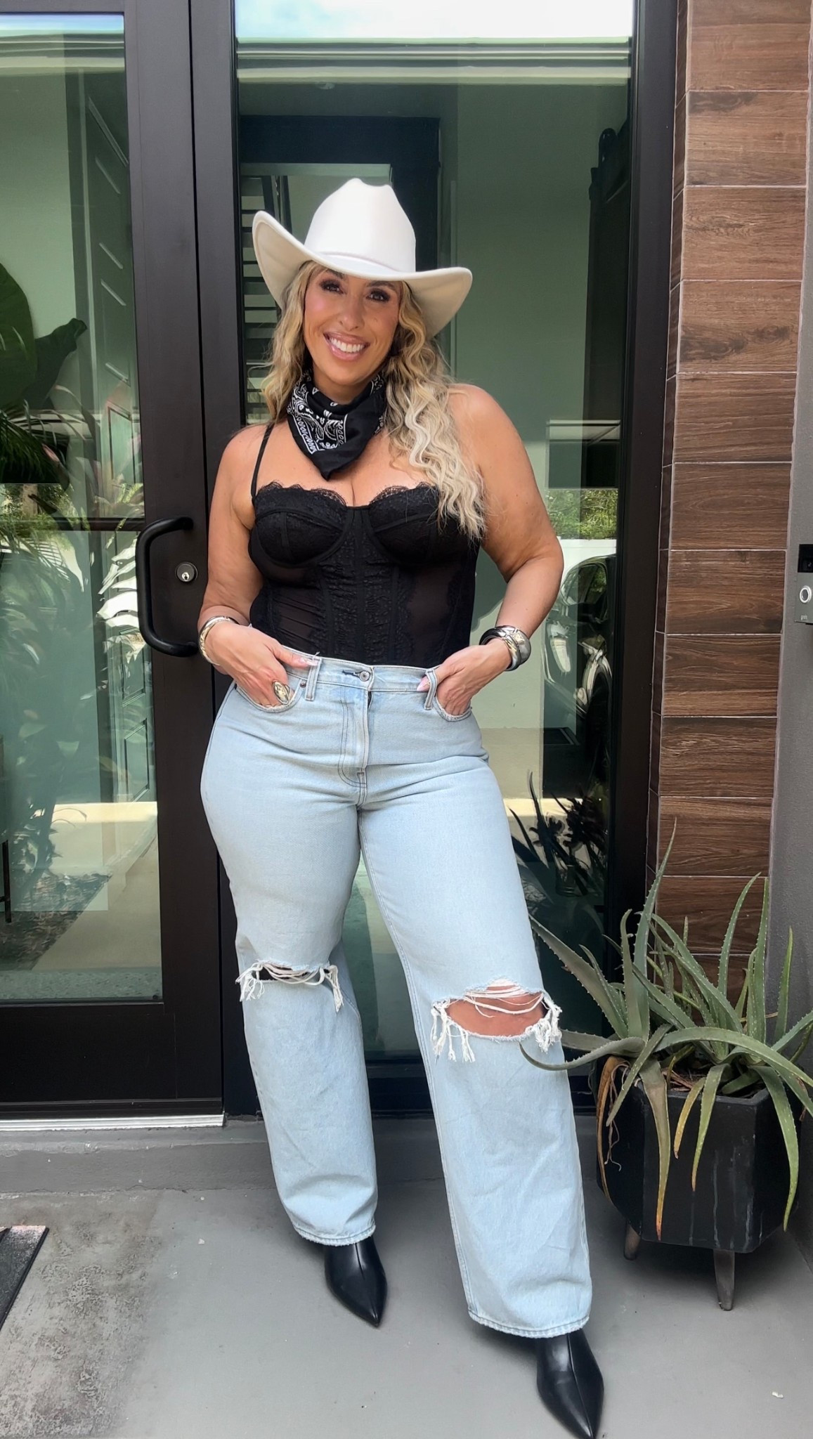 Western, Stagecoach, Cowboy Carter Inspo 

curve love 31L (12) 
corset size XL (also linked another bodysuit that has a bit more chest support)
Target boots (very comfortable) also linked another option. 


#LTKMidsize #LTKFestival #LTKShoeCrush

#LTKFindsUnder100